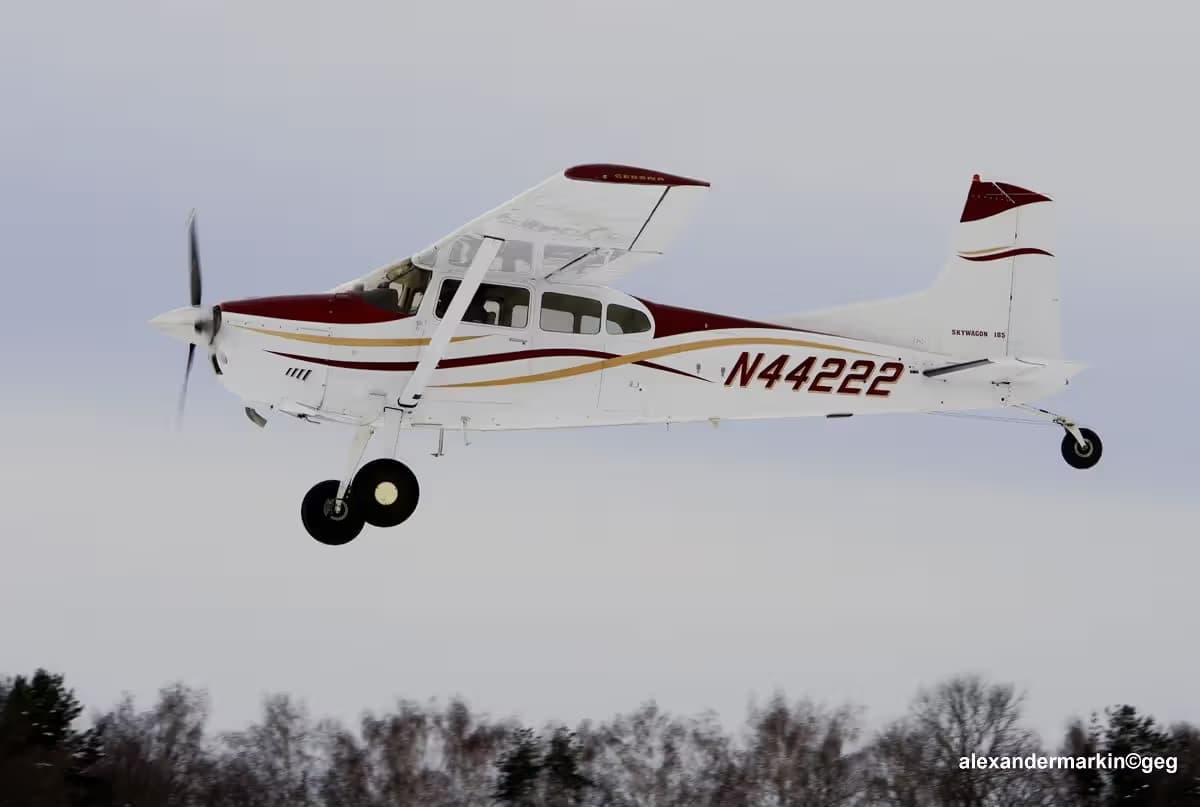 N44222 — Aircraft