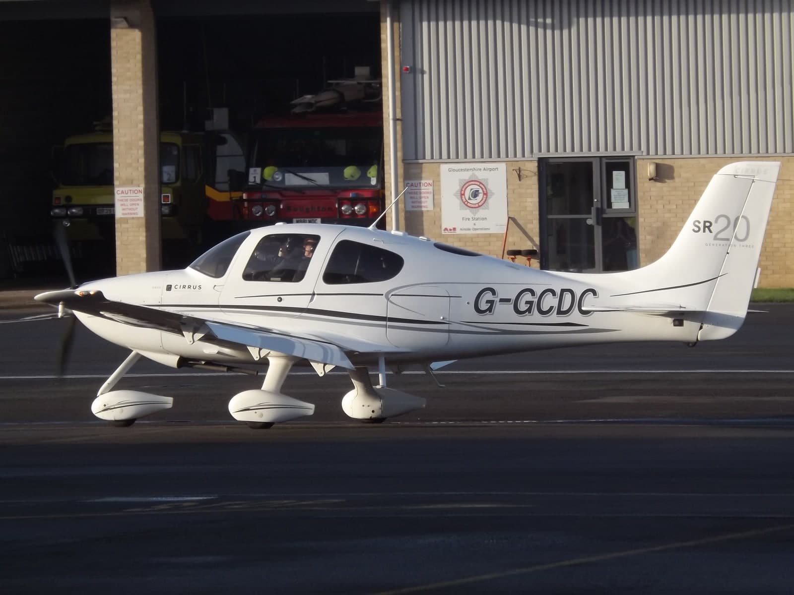 G-GCDC — Cirrus