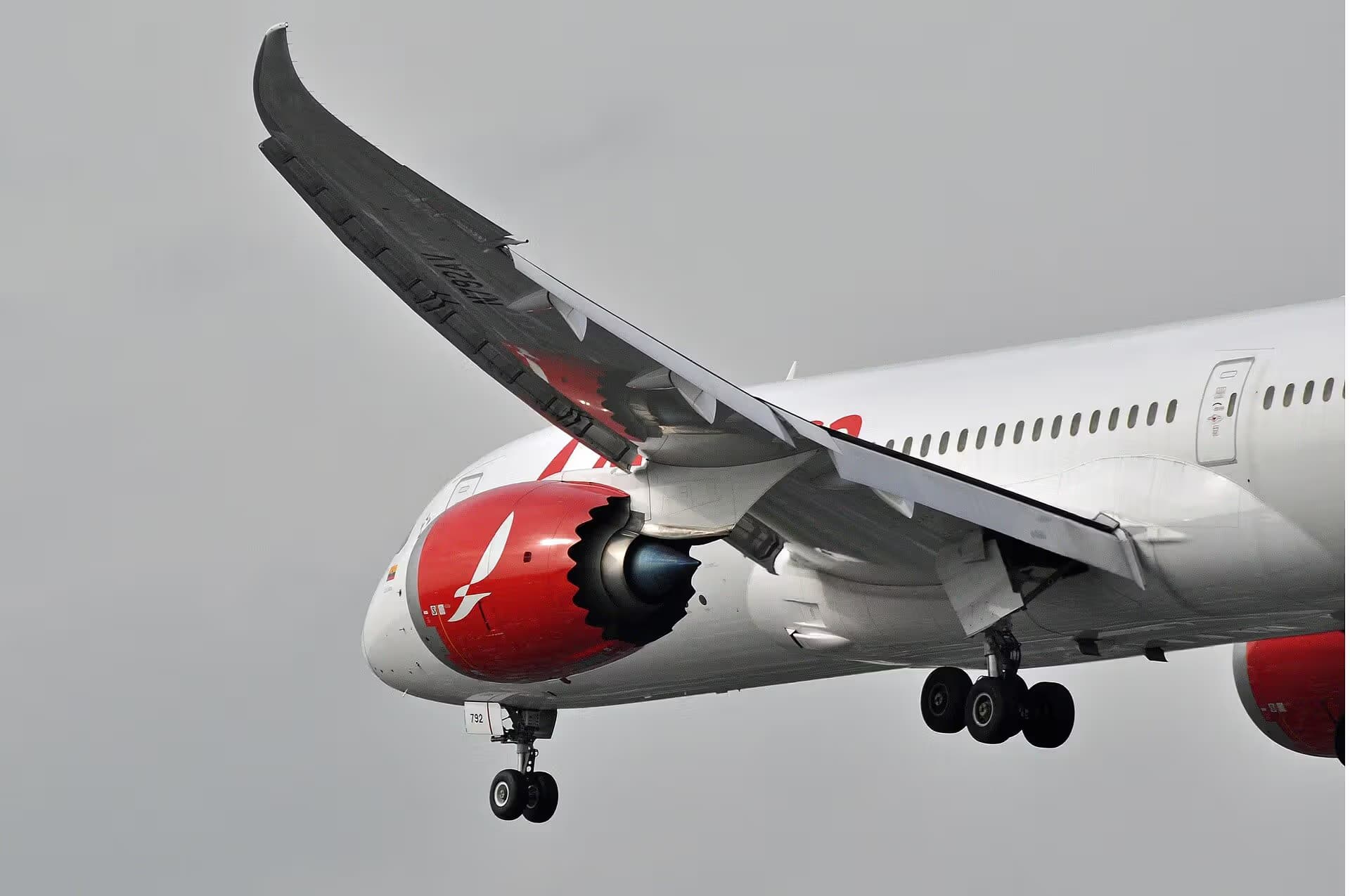 N792AV — Boeing