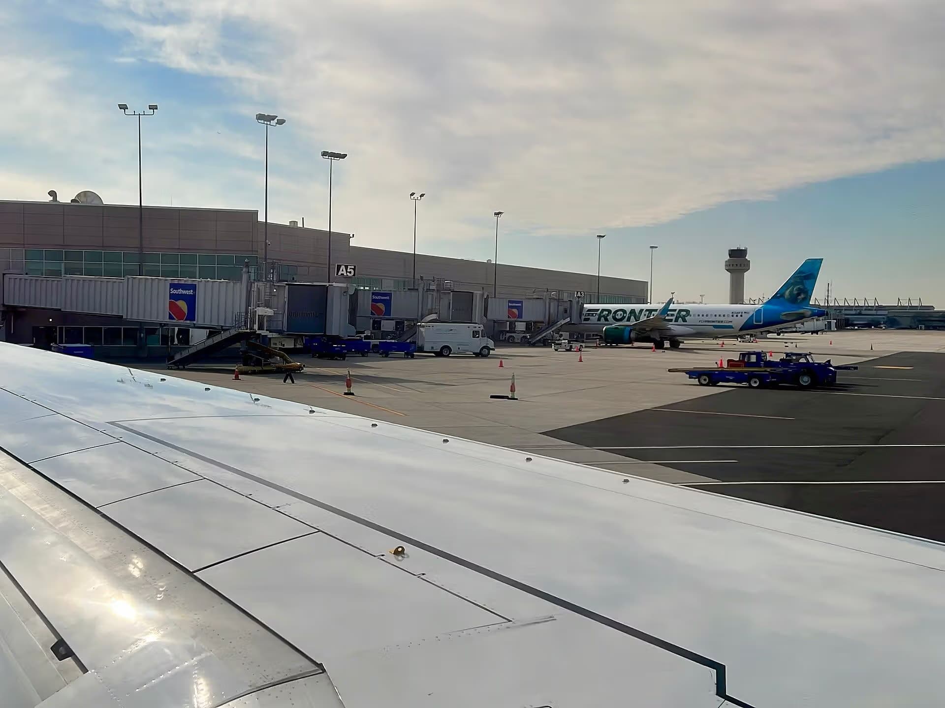 N341FR — Airbus at Long Island MacArthur Airport
