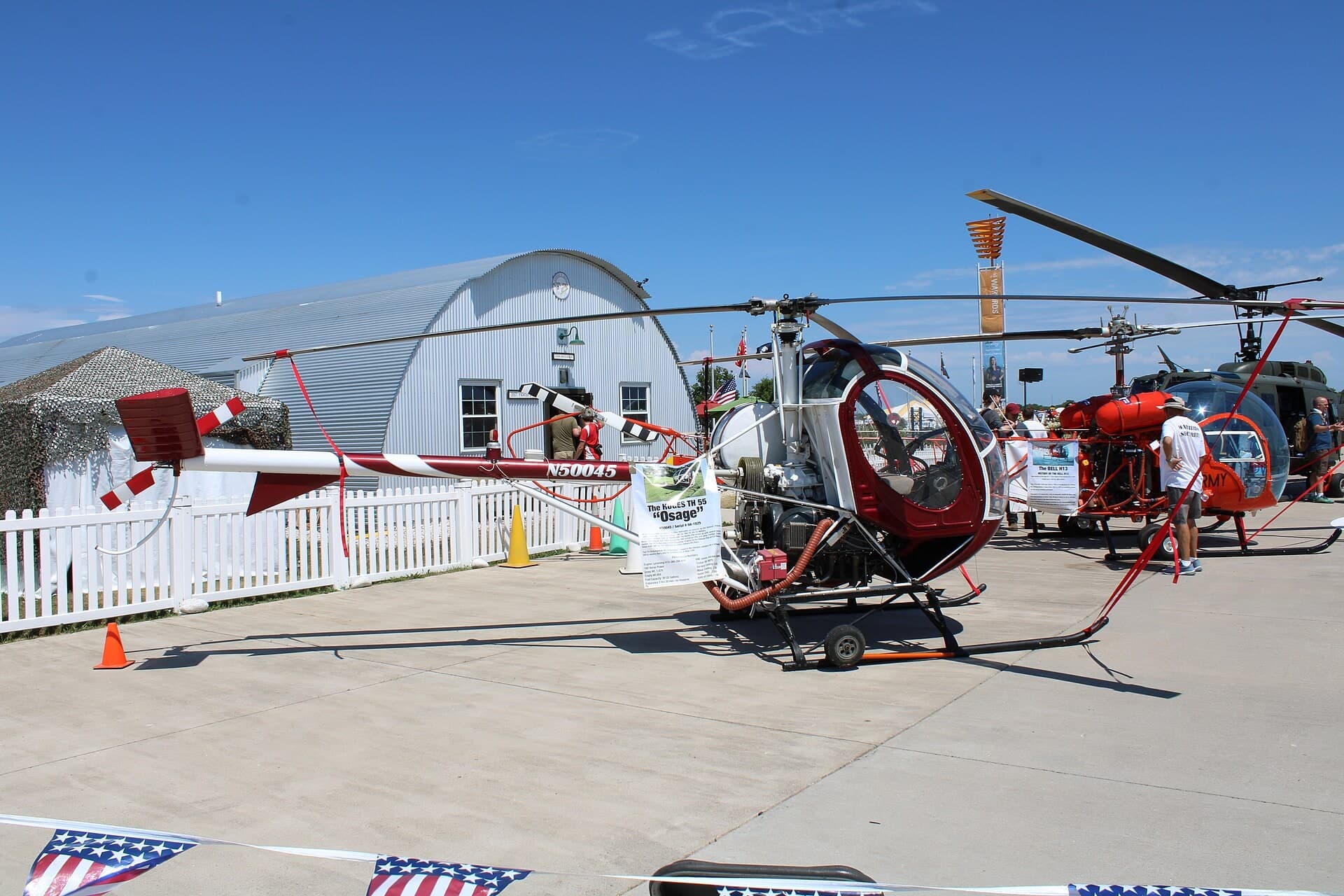 N50045 — Helicopter