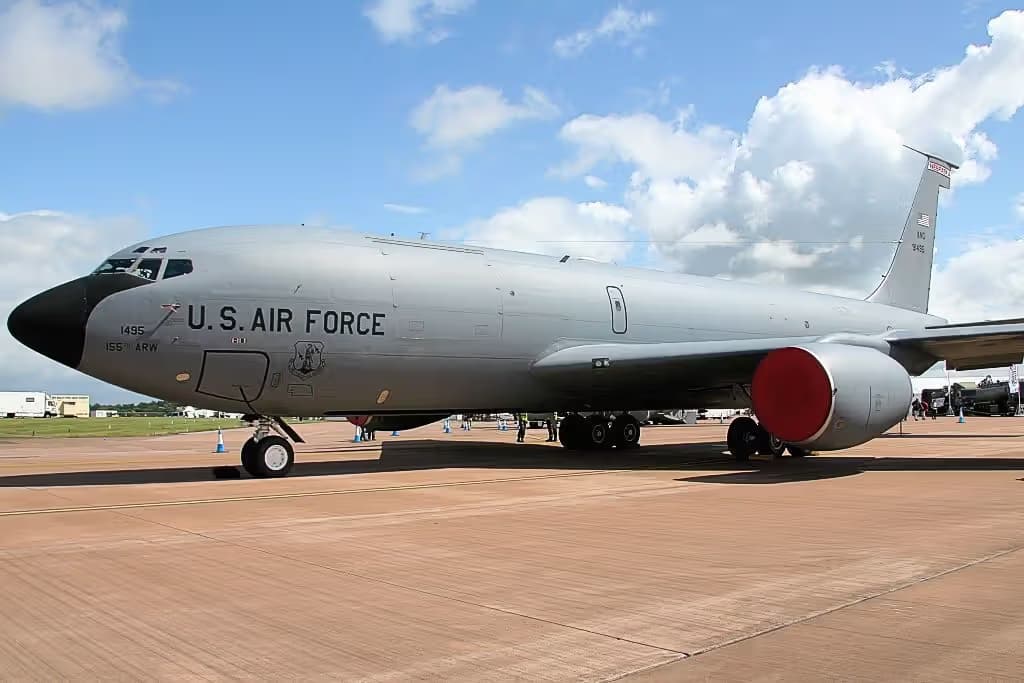Unidentified — Boeing