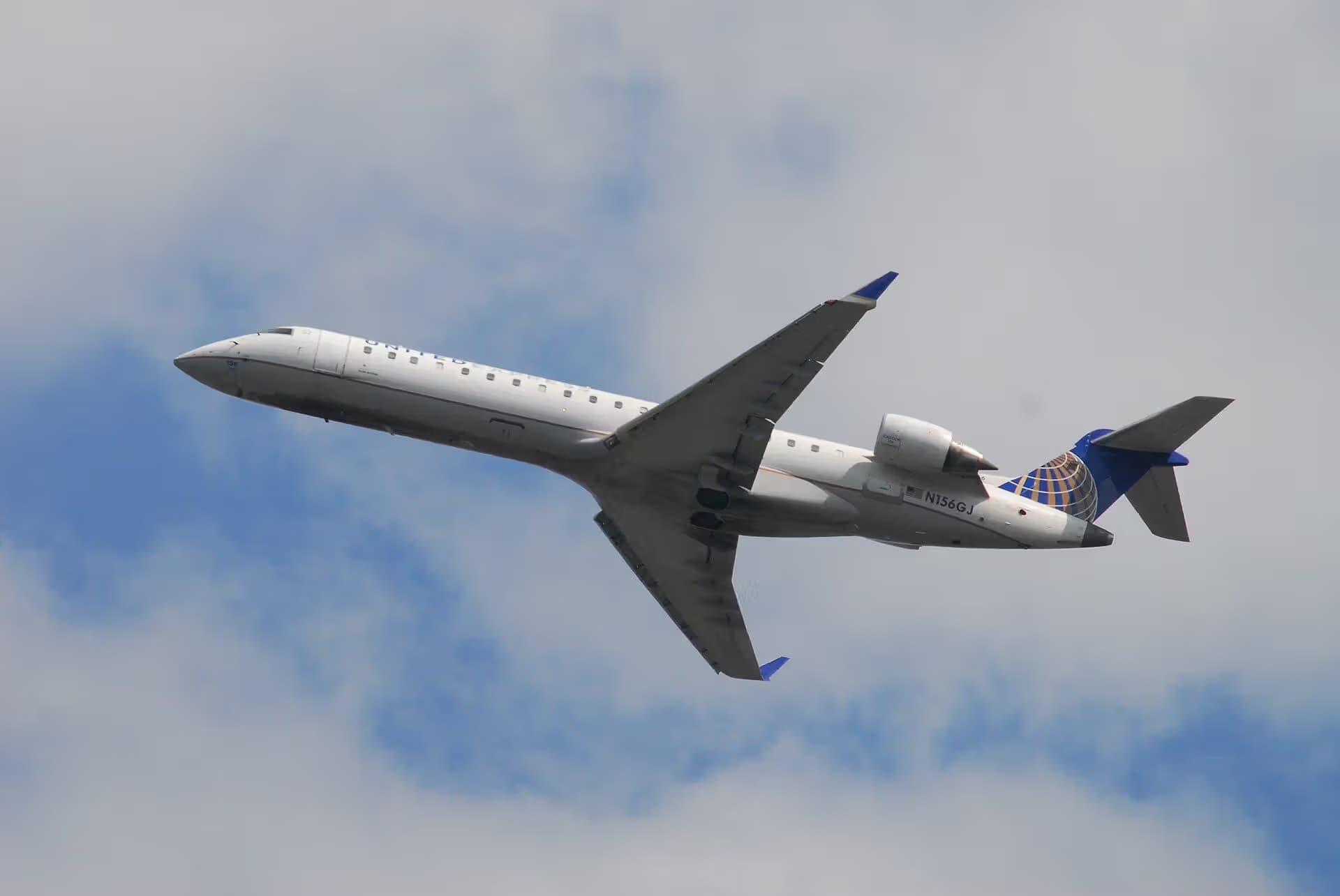 N156GJ — Bombardier