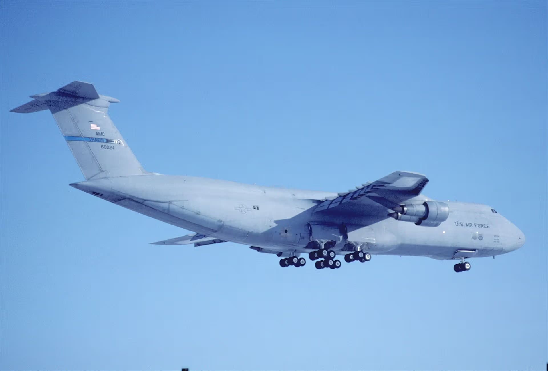 Unidentified — Aircraft