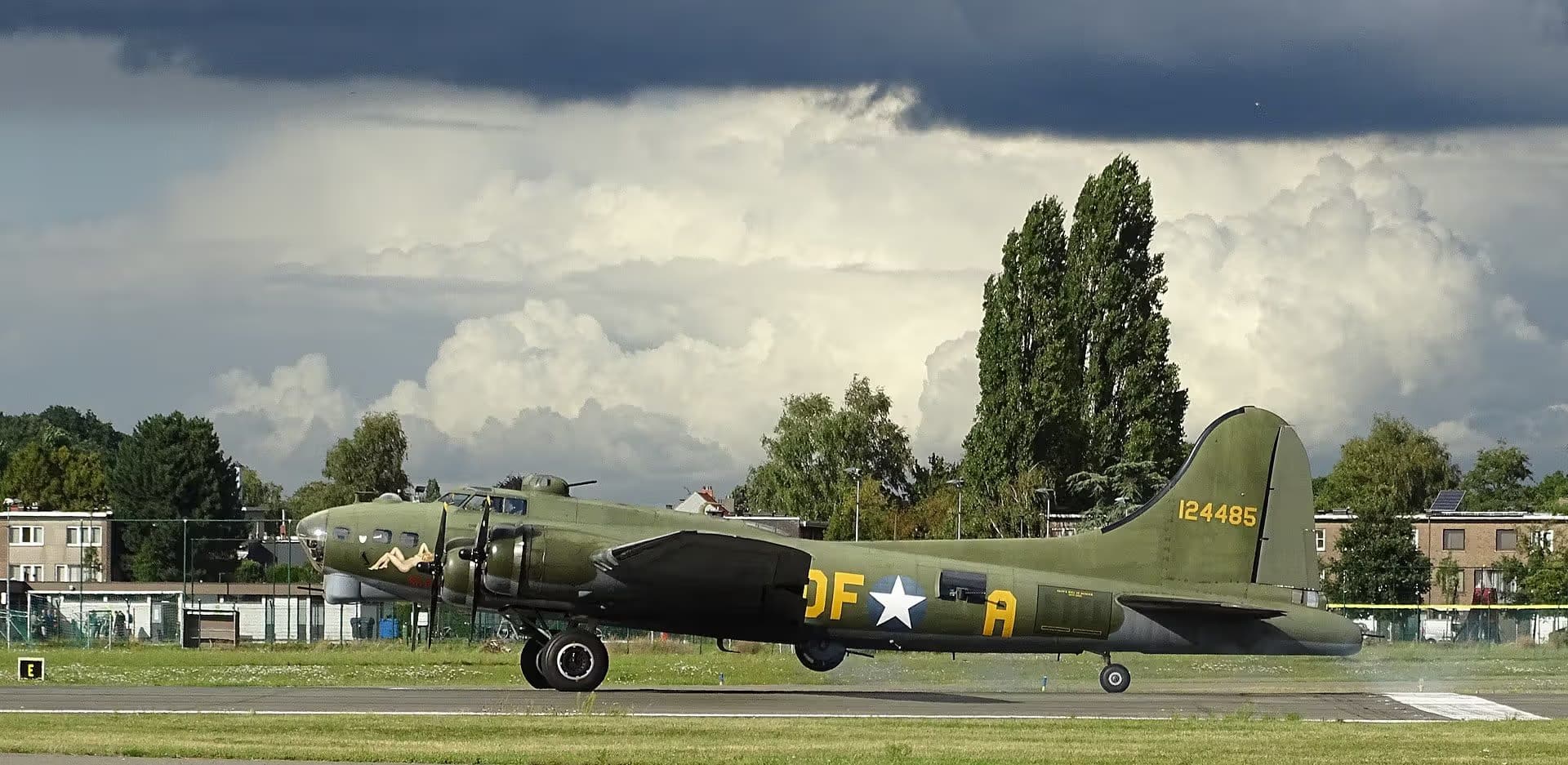 Unidentified — Warbird
