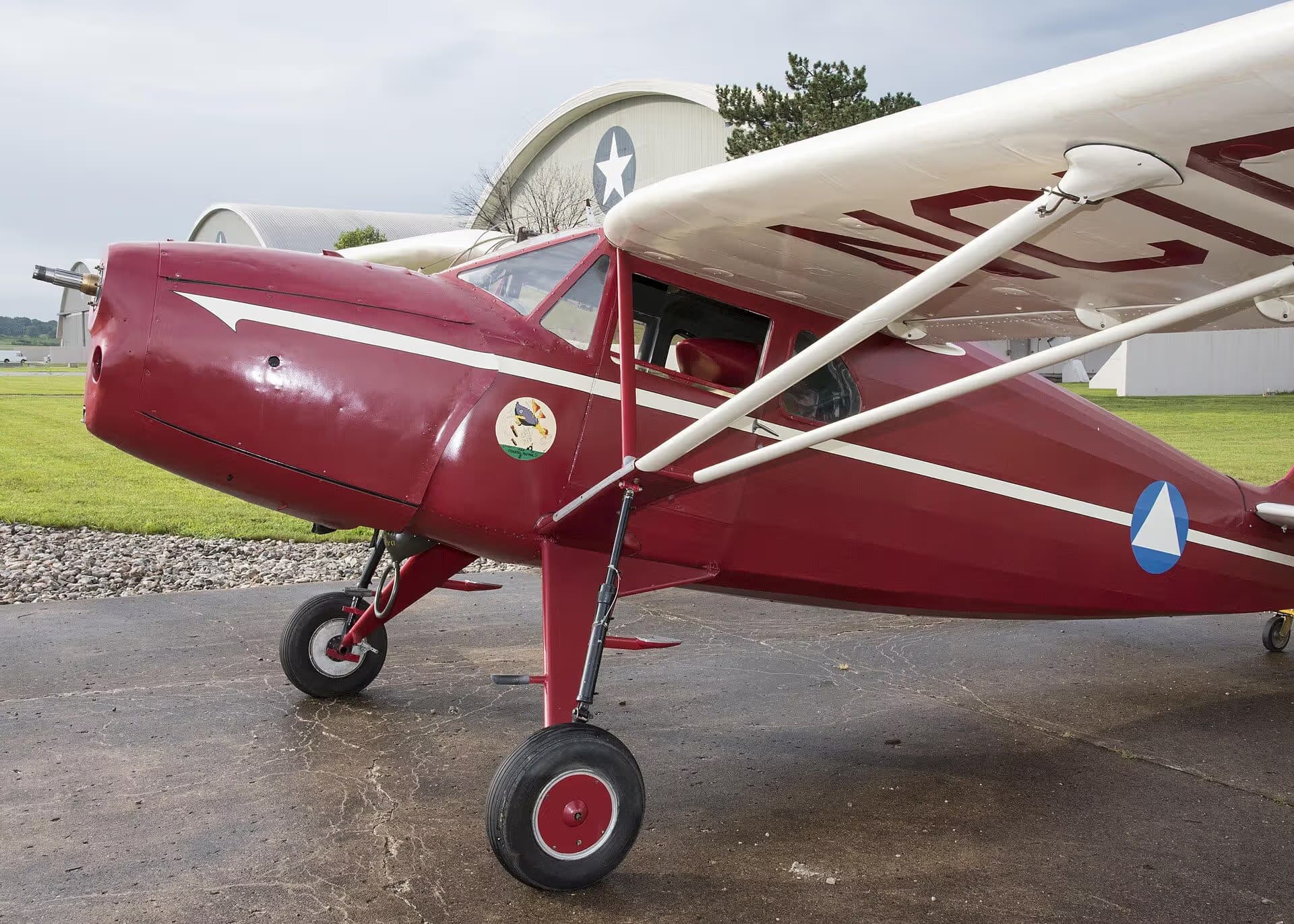 Unidentified — Single-engine aircraft