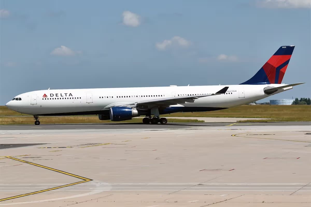 N825NW — Airbus