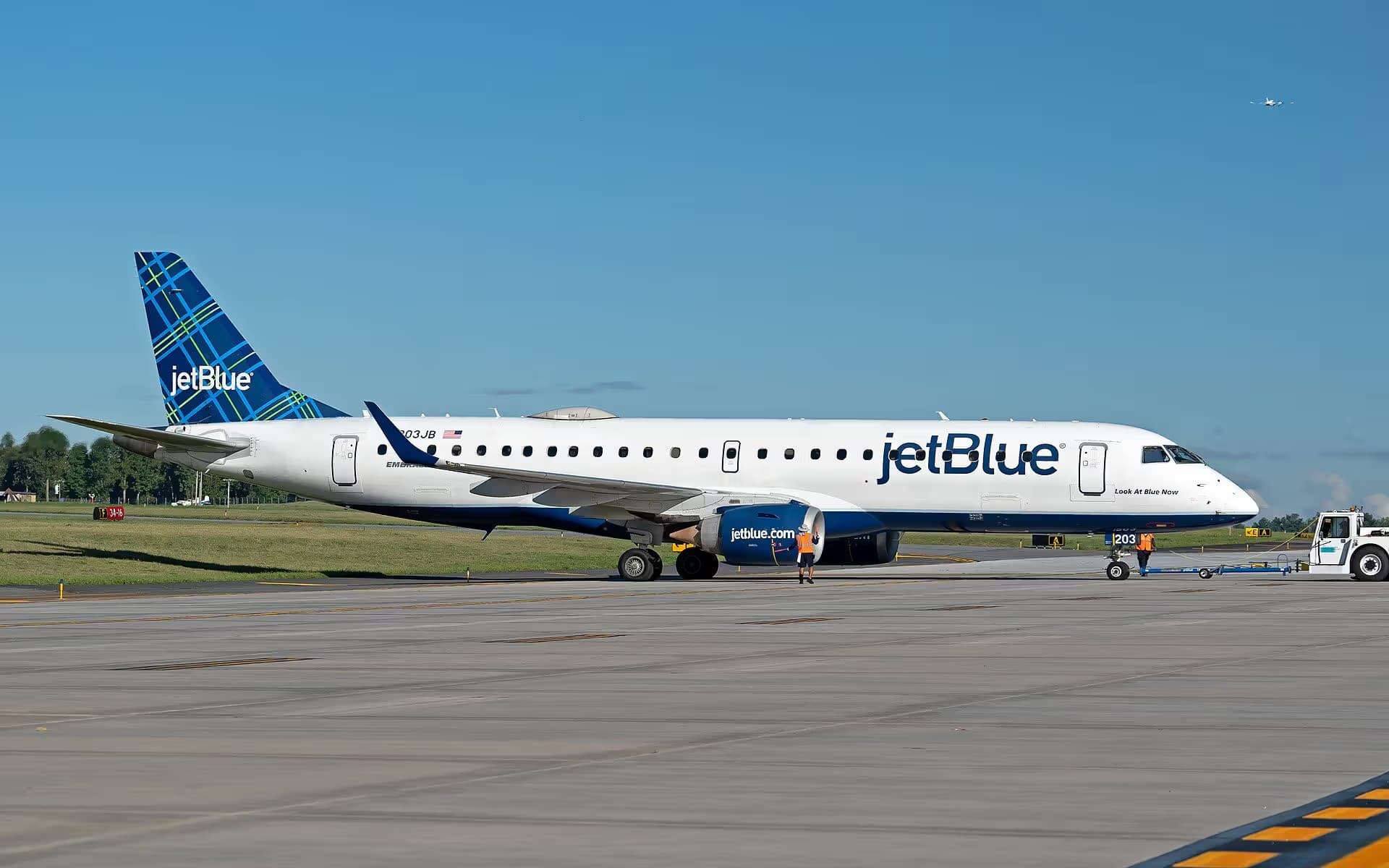 N203JB — Embraer
