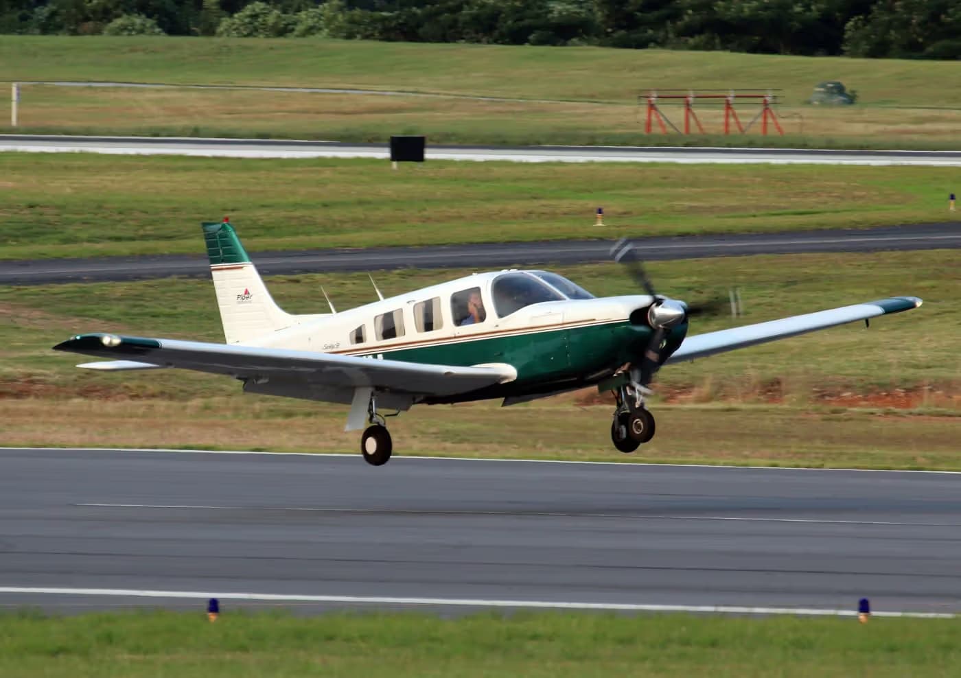 N300UM — Piper