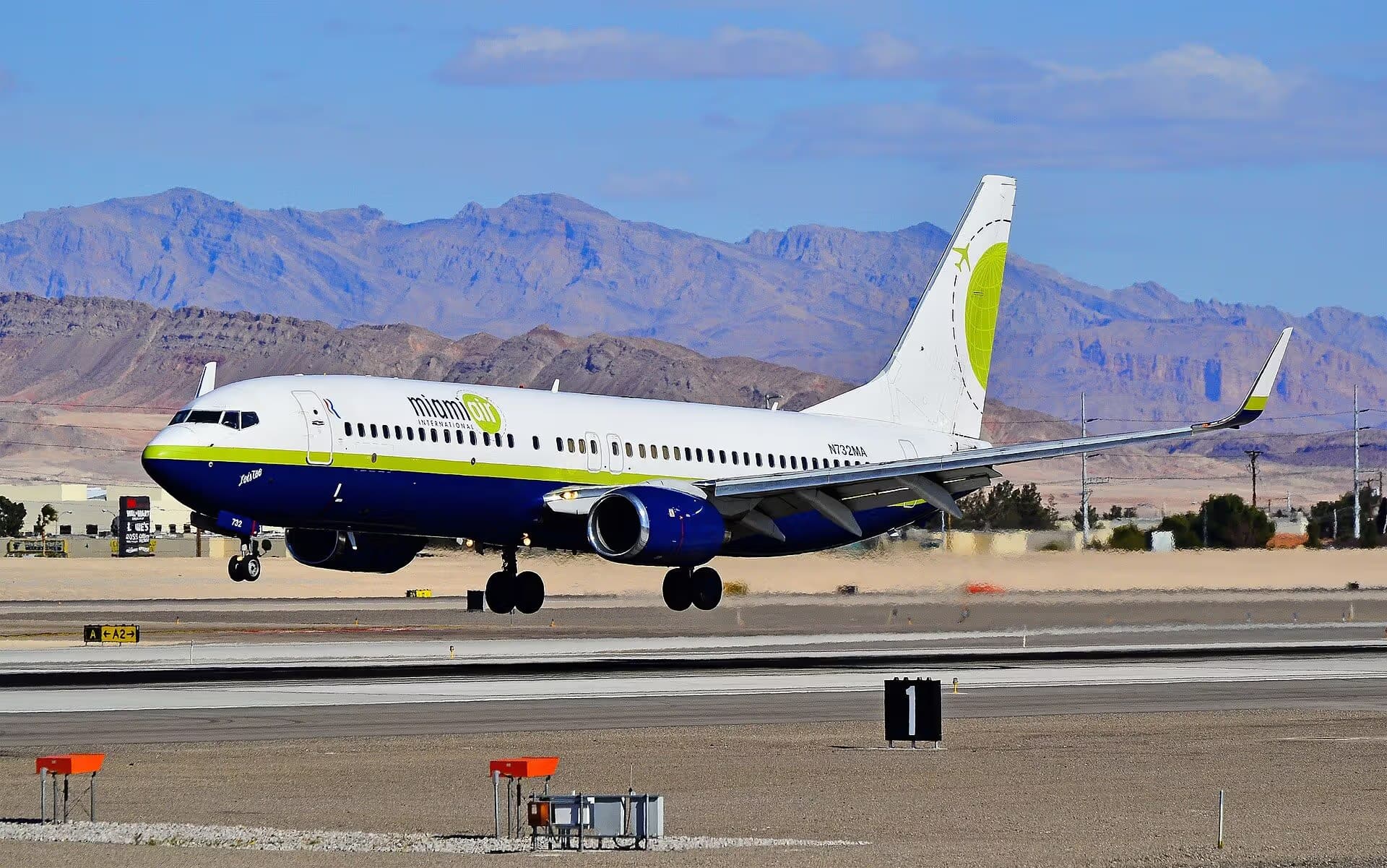 N732MA — Boeing