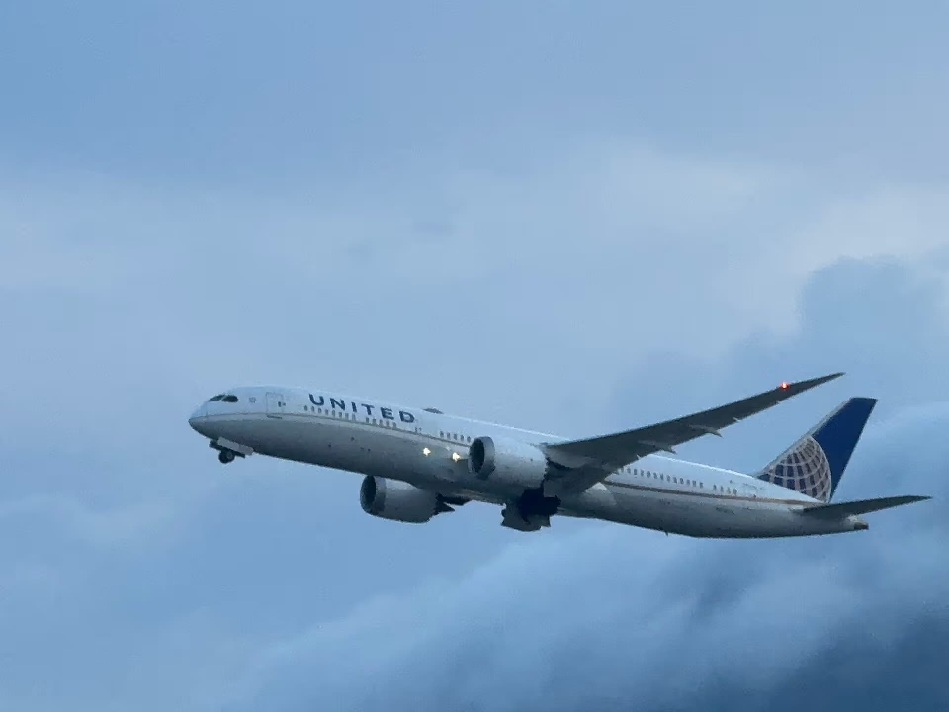 N24974 — Boeing
