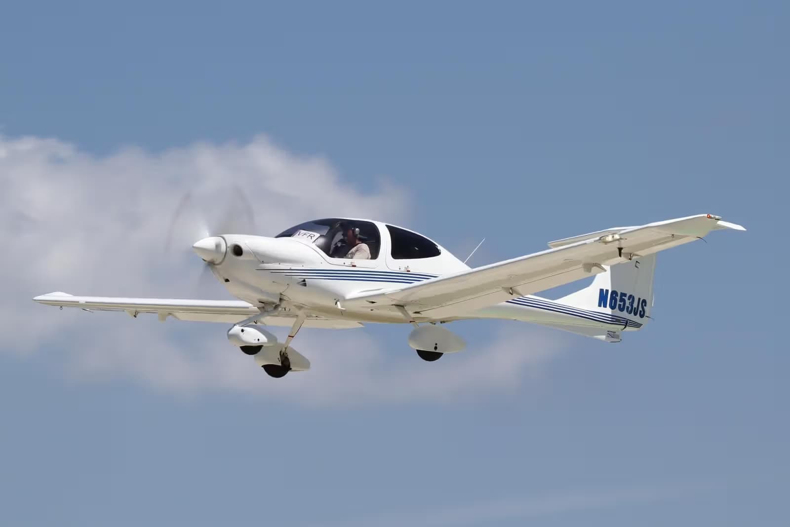 N653JS — Diamond