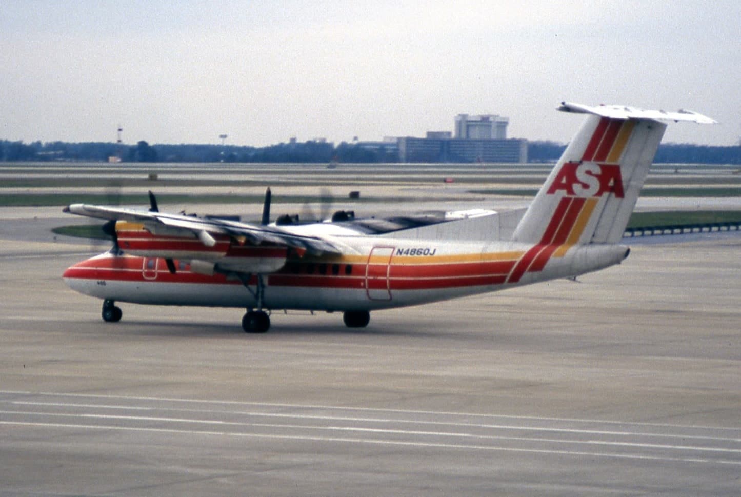 N4860J — Aircraft