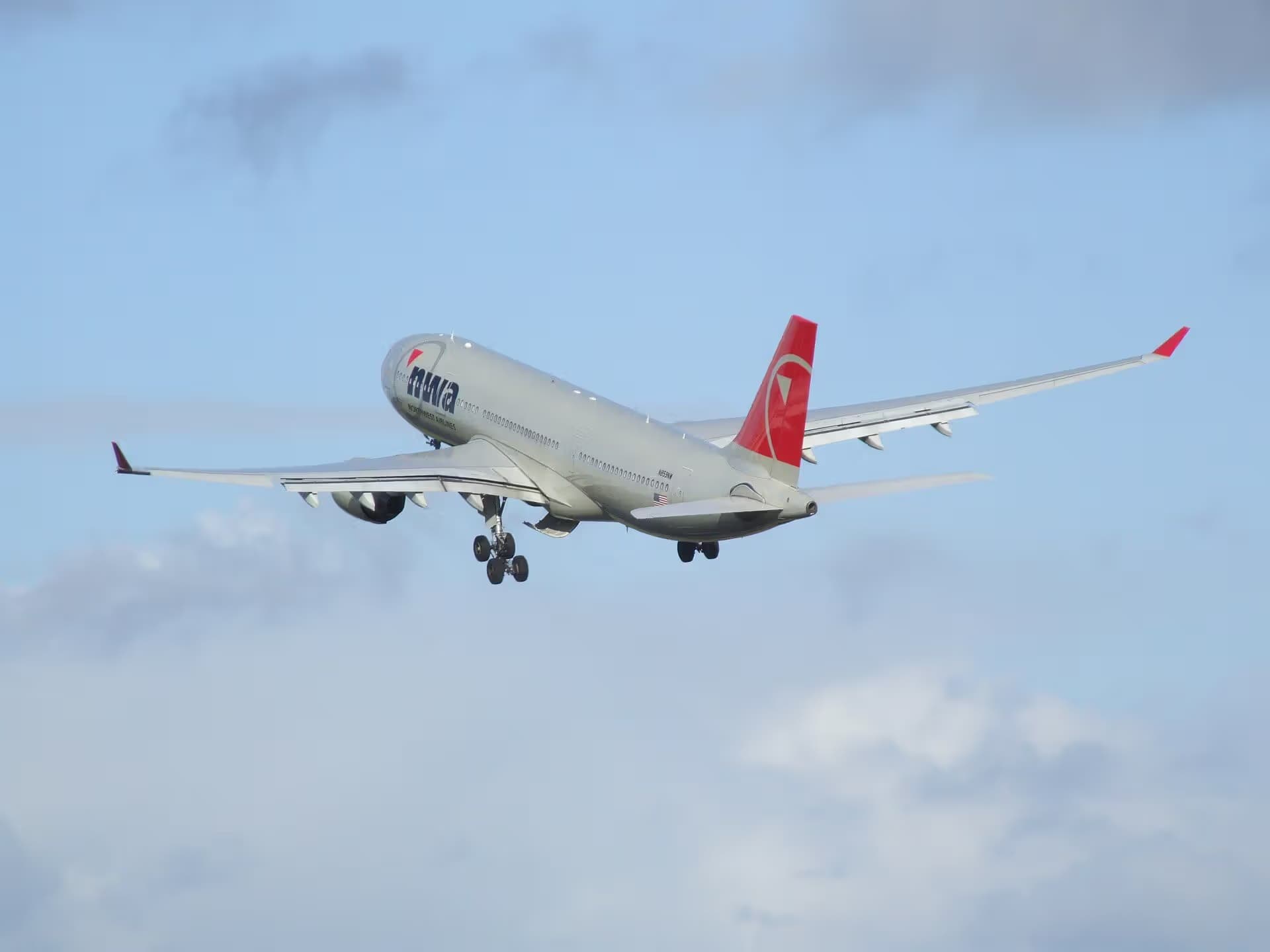 N859NW — Airbus