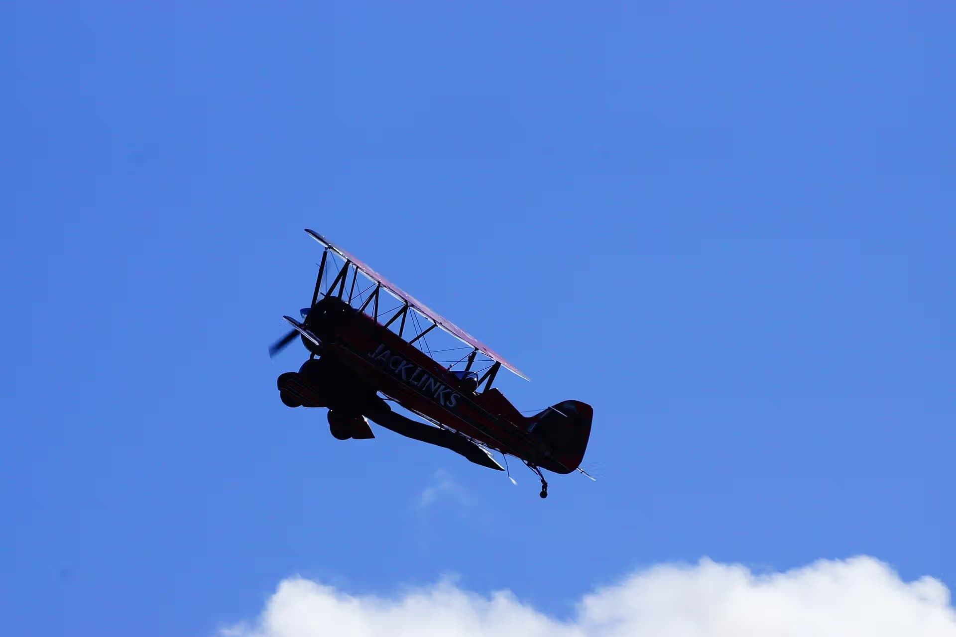 Unidentified — Aircraft