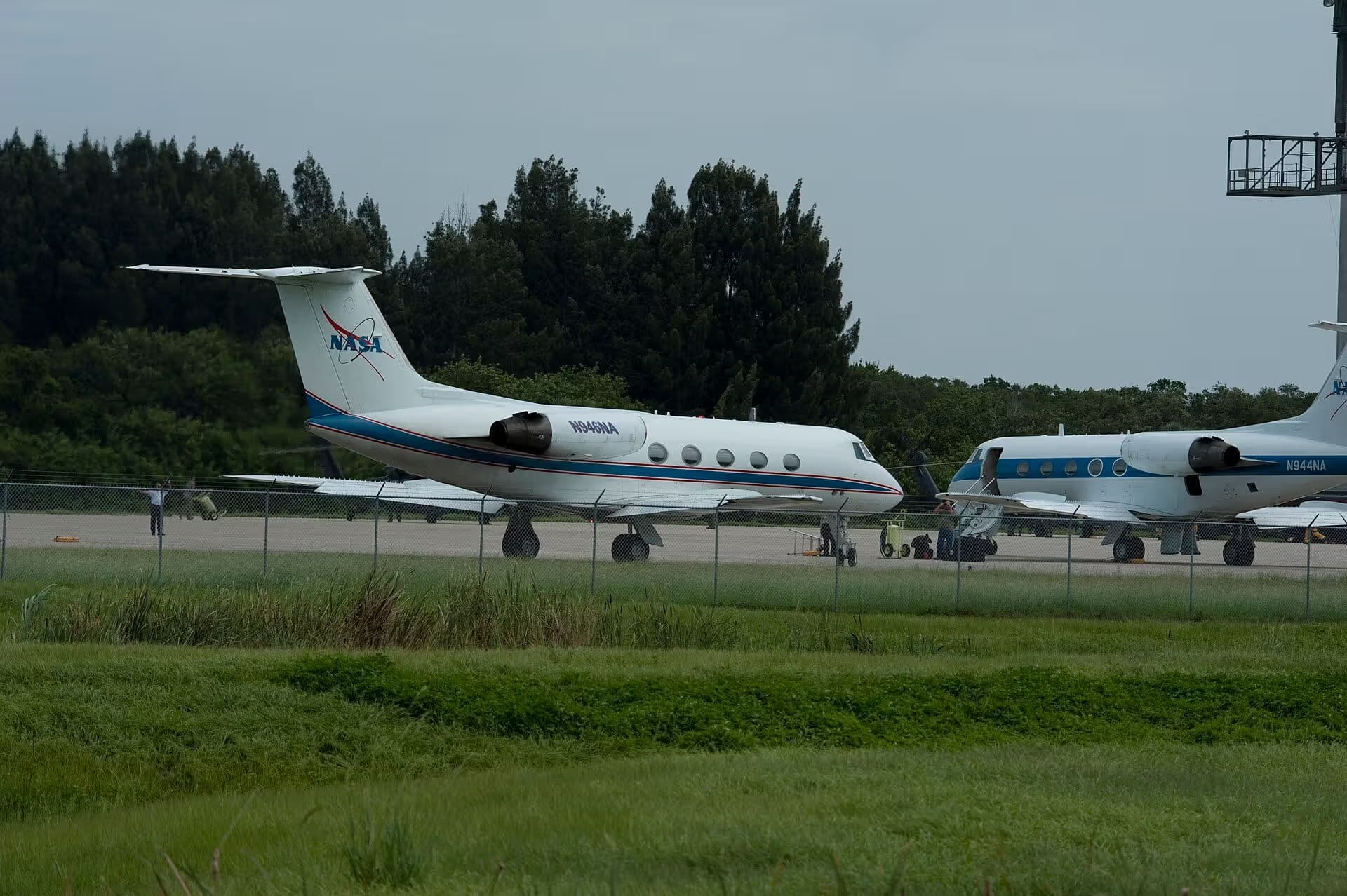N944NA — Business jet