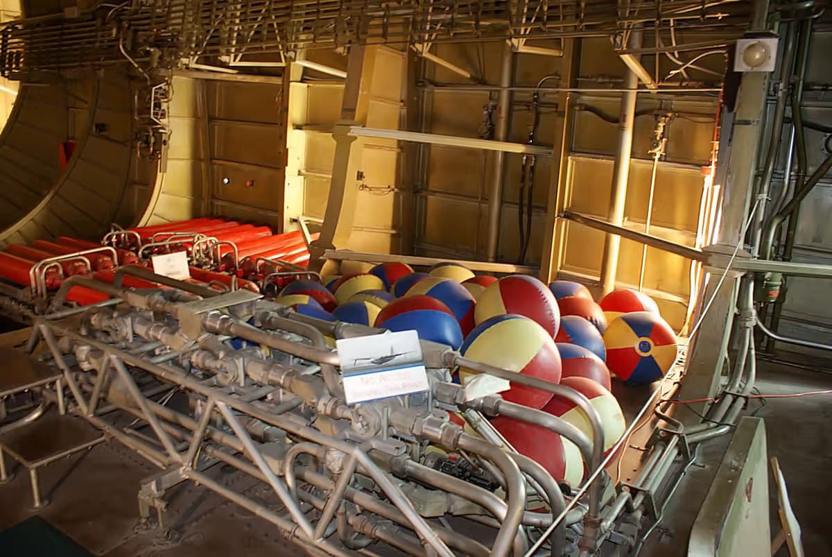 Unidentified — Aircraft