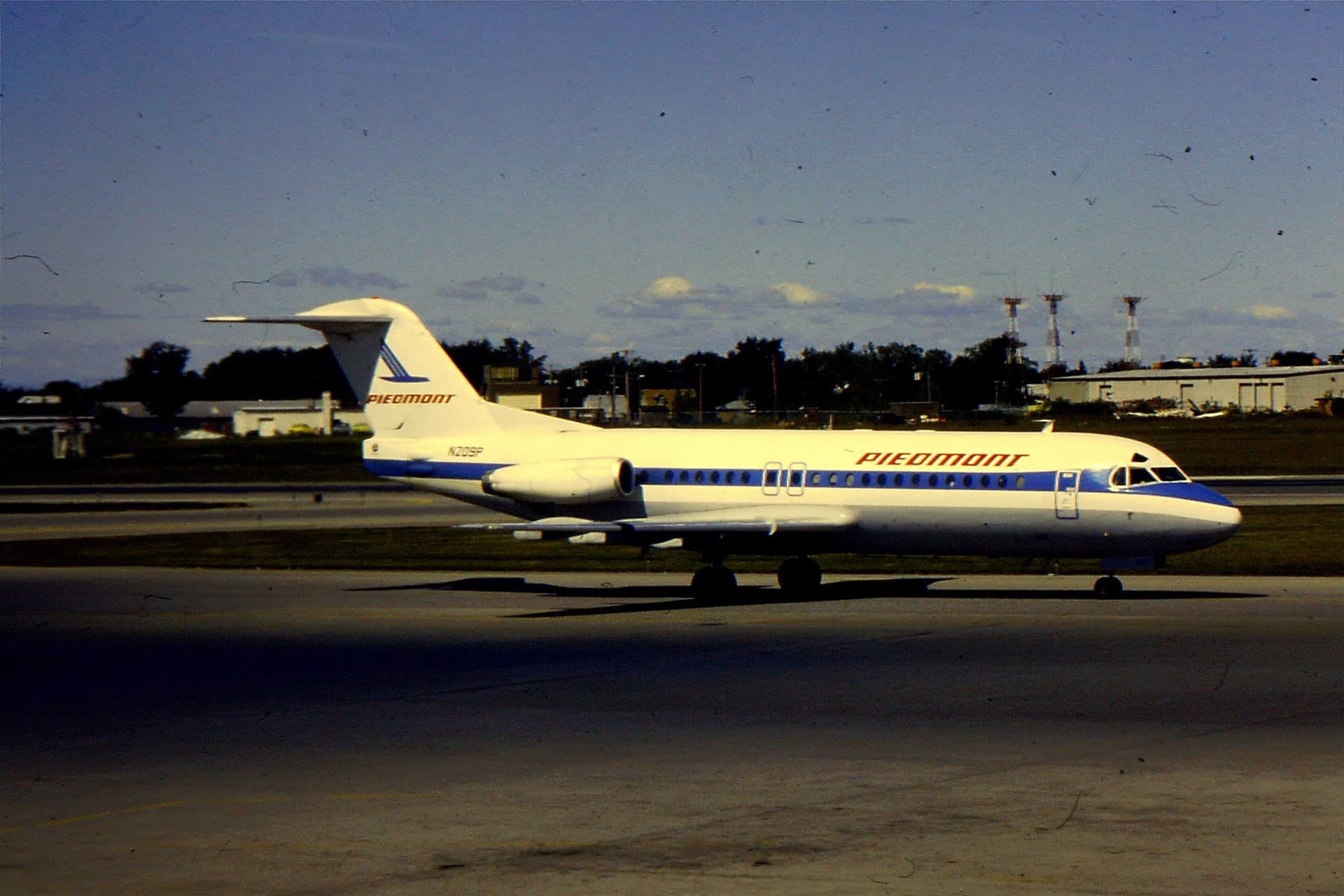 N209P — Twin-engine aircraft