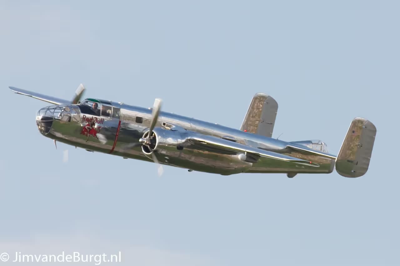 Unidentified — Warbird