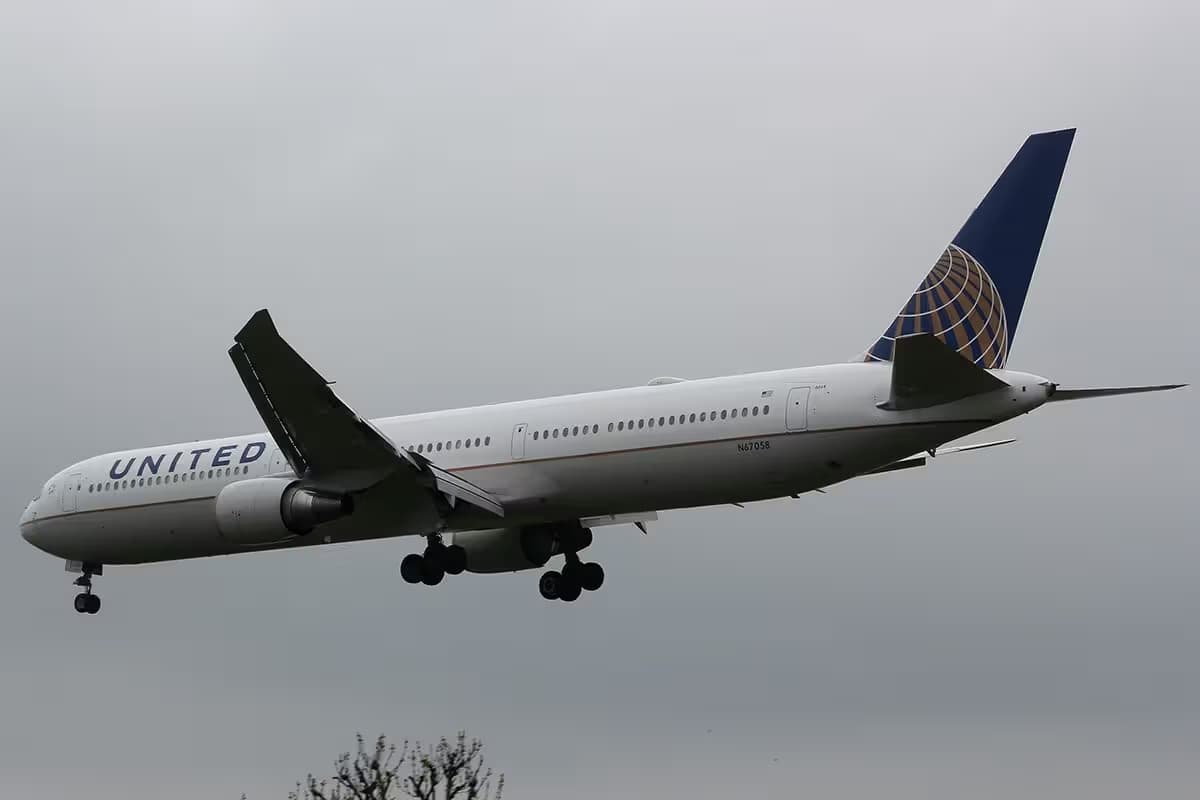 N67058 — Boeing