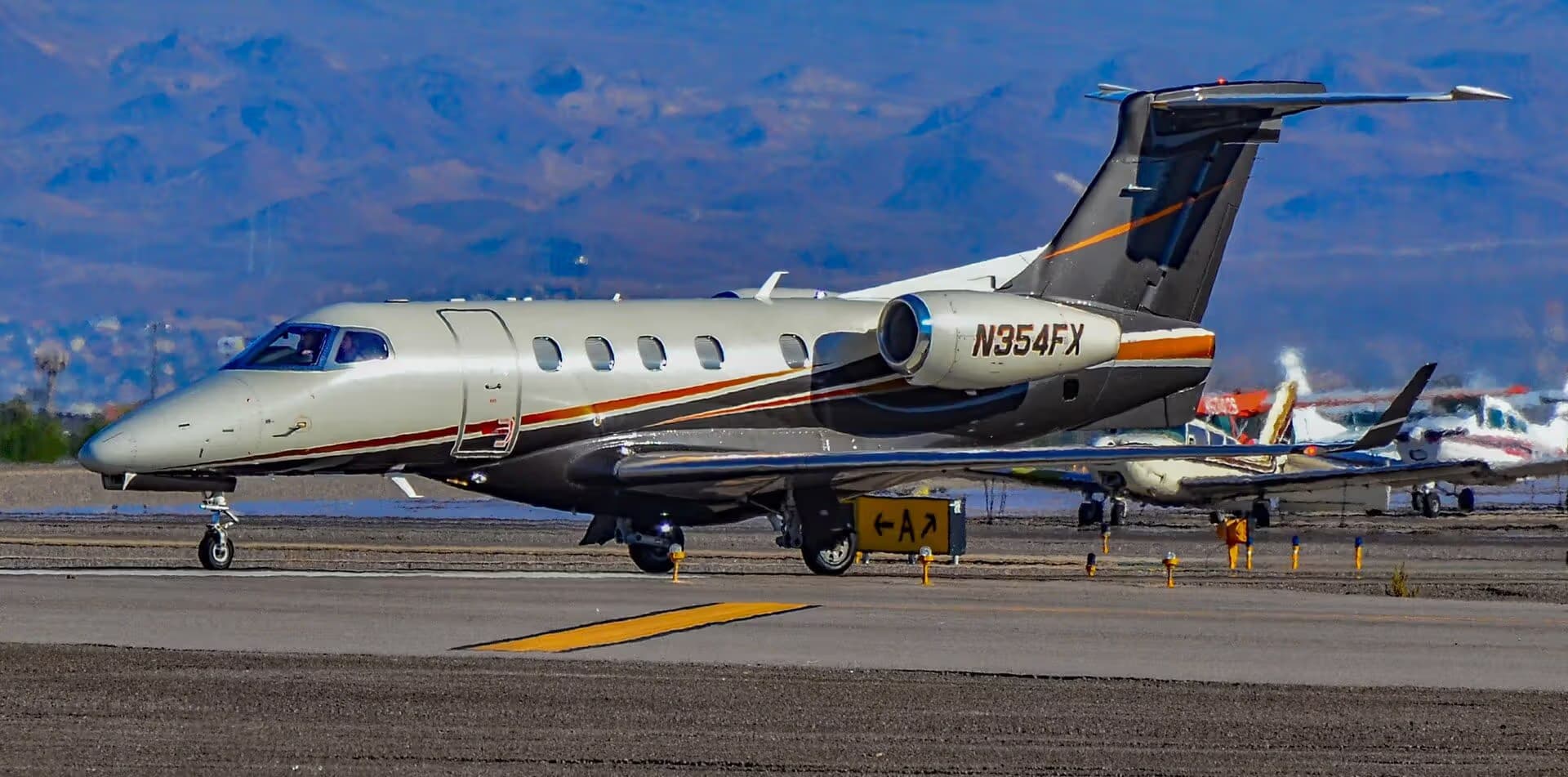 N354FX — Business jet