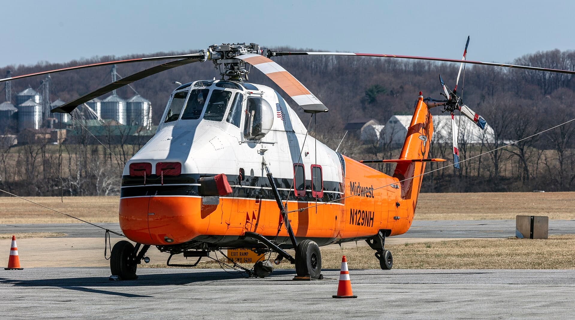 N129NH — Helicopter