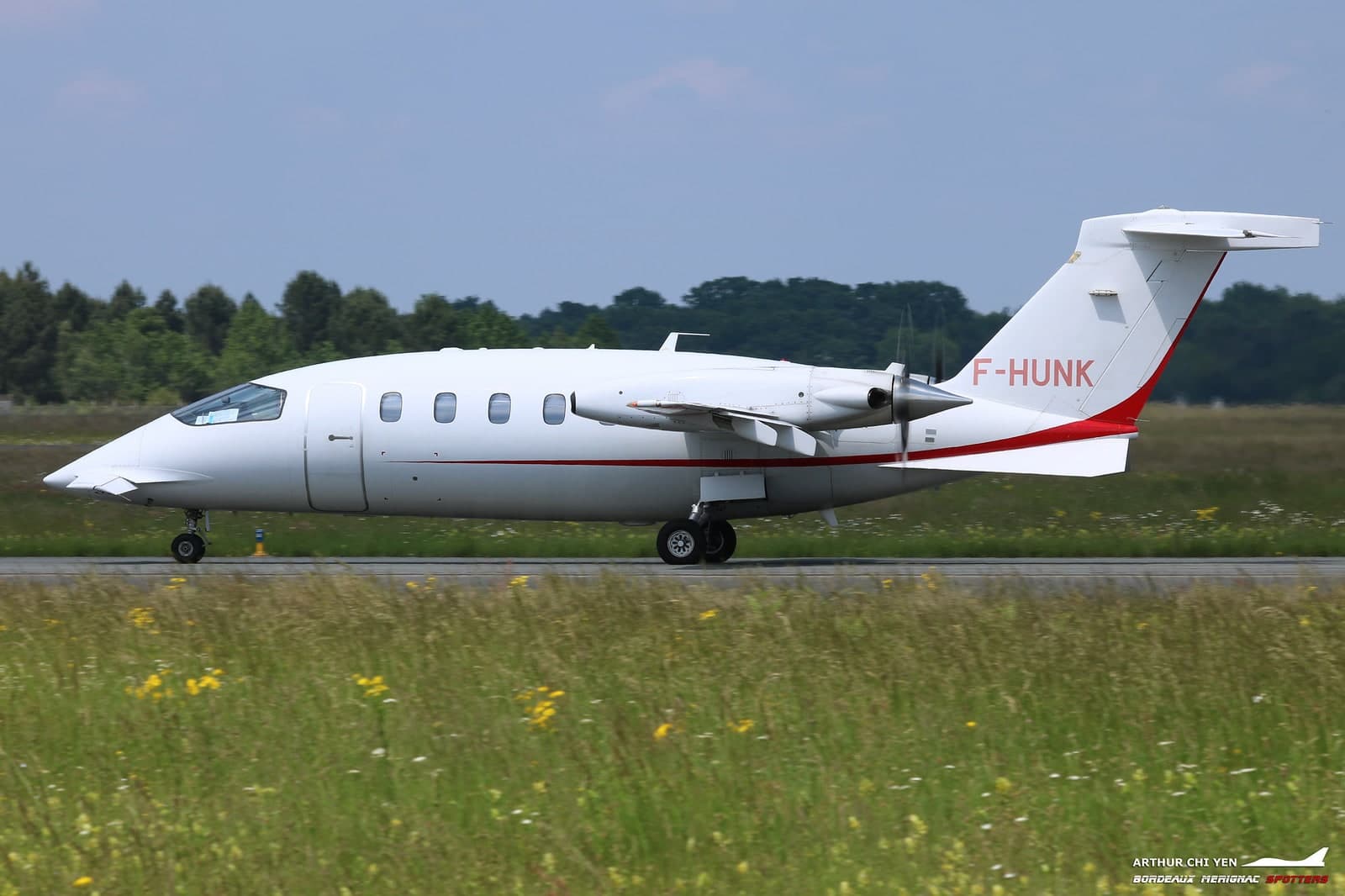 F-HUNK — Aircraft