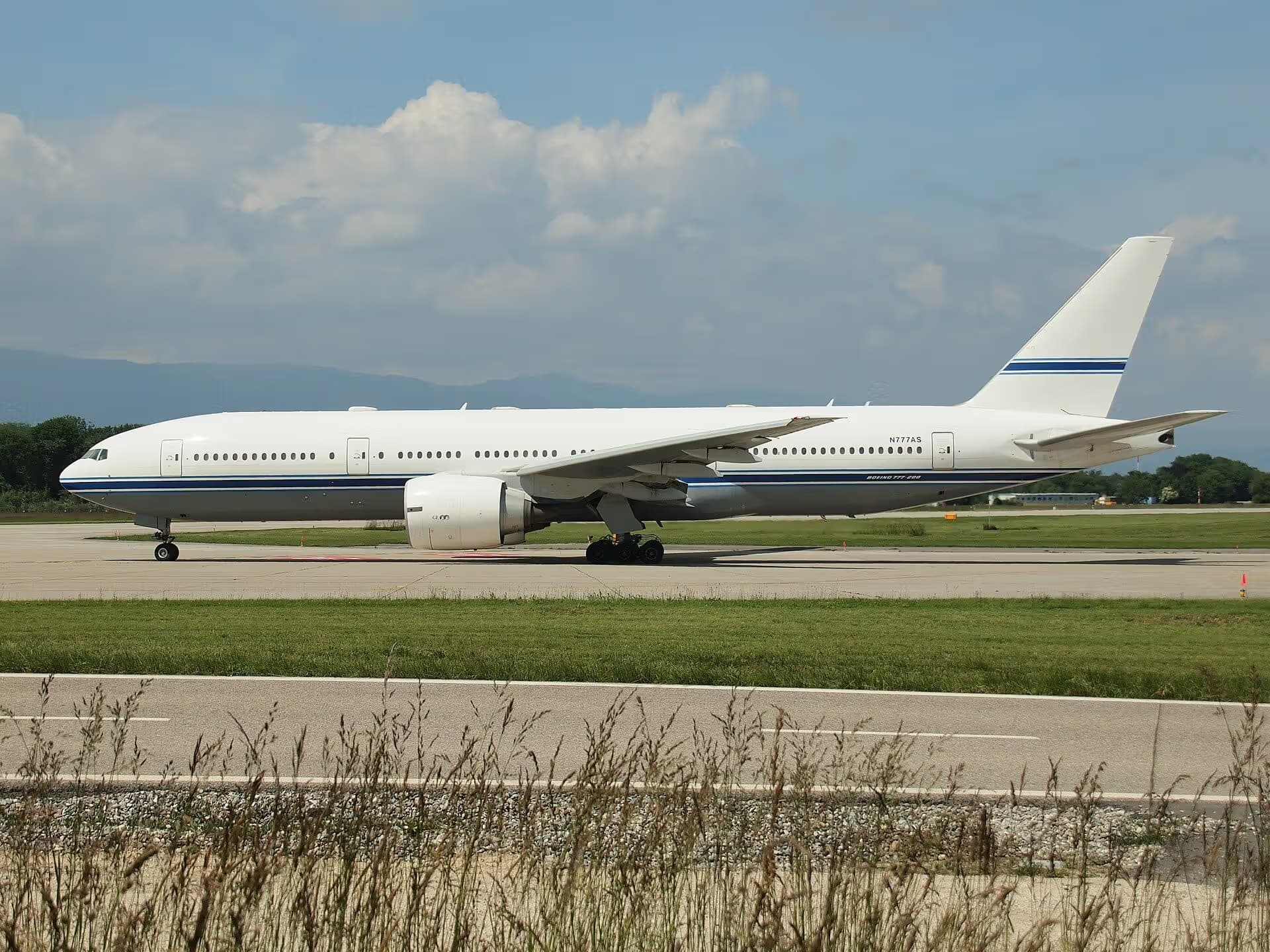 N777AS — Boeing