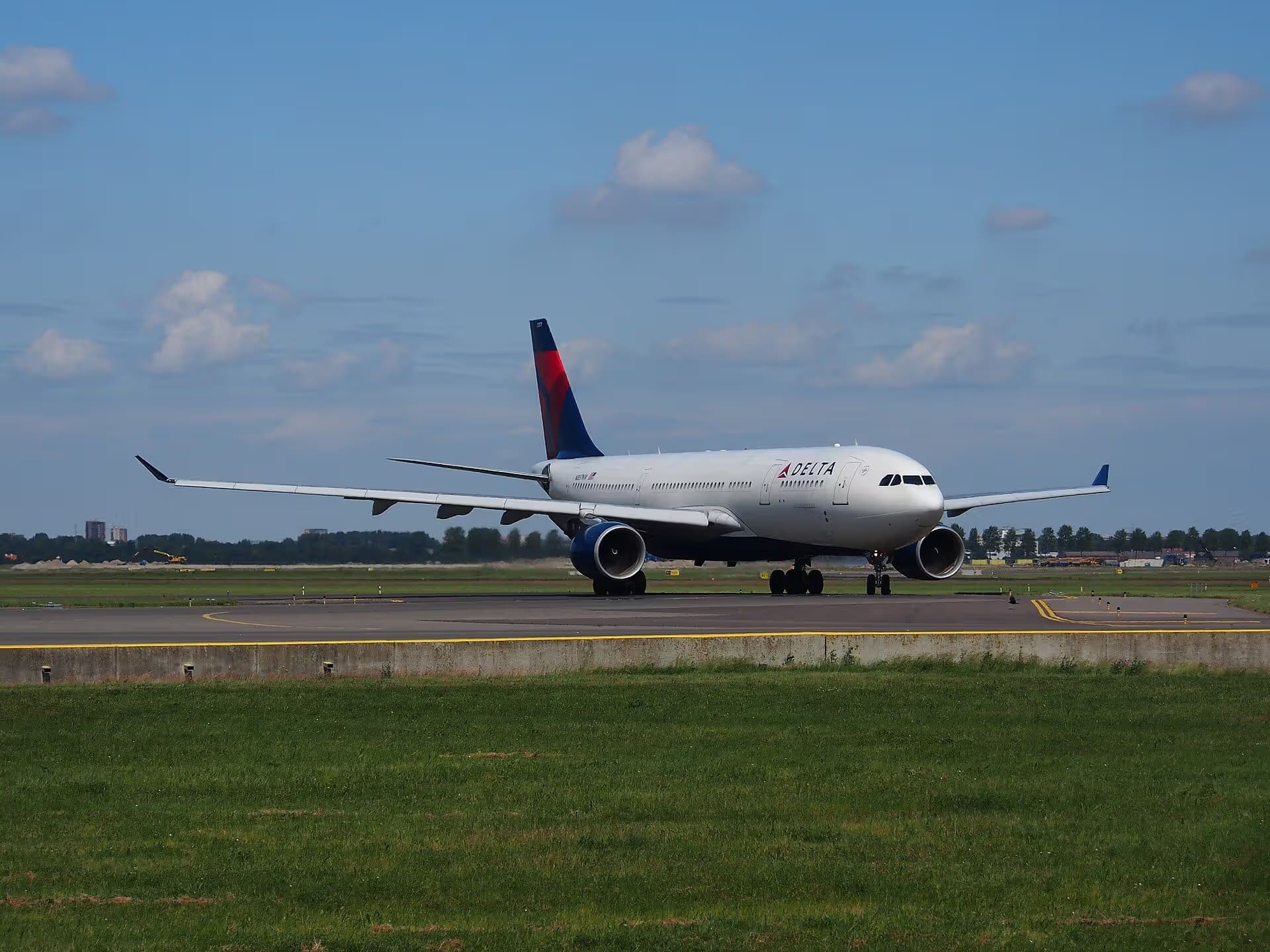 N857NW — Twin-engine aircraft