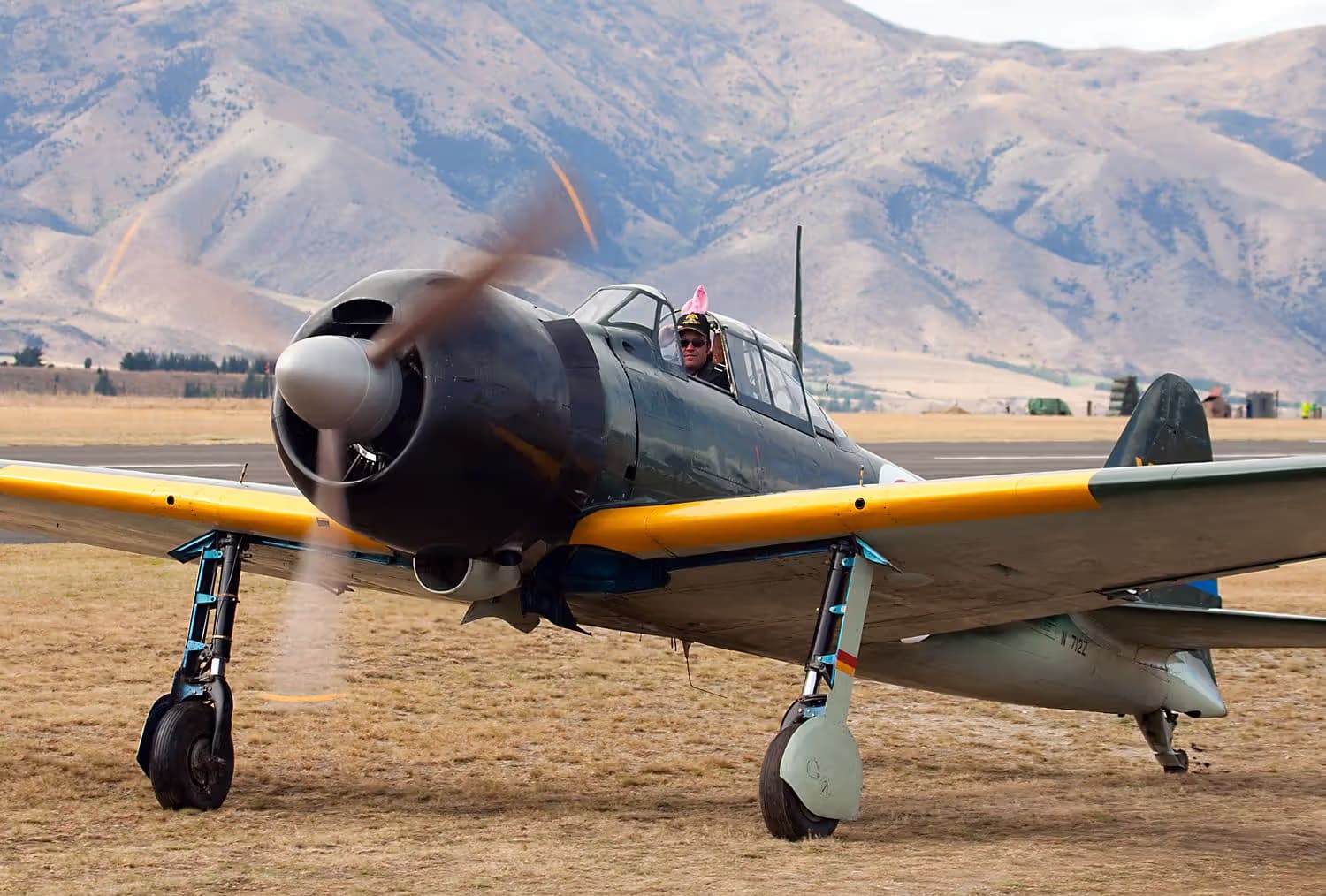 Unidentified — Warbird