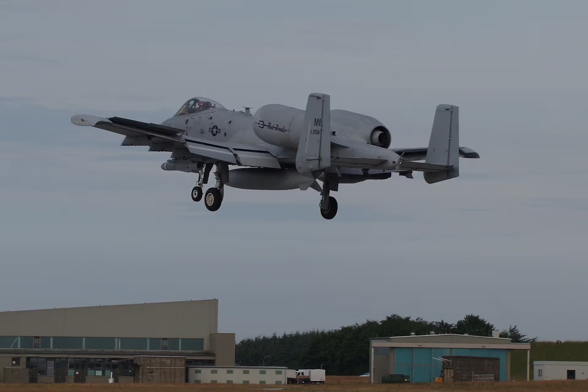 Unidentified — Twin-engine aircraft