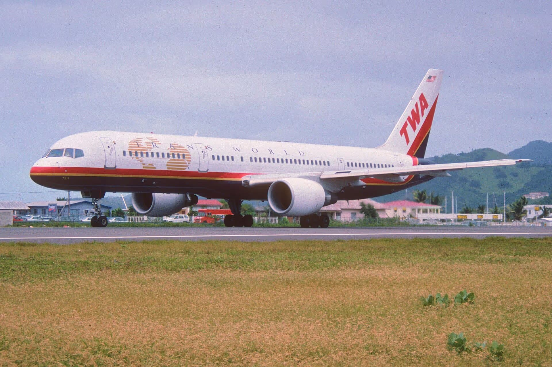 N711ZX — Boeing