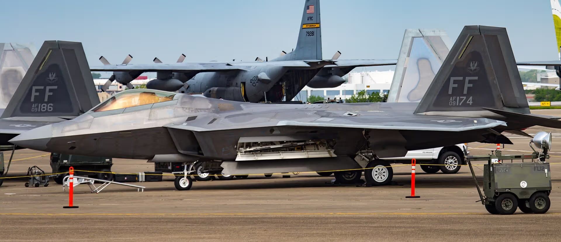 Unidentified — Aircraft