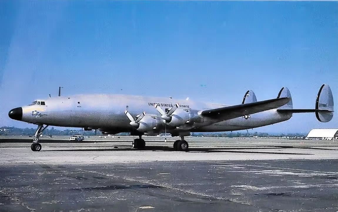 Unidentified — Aircraft