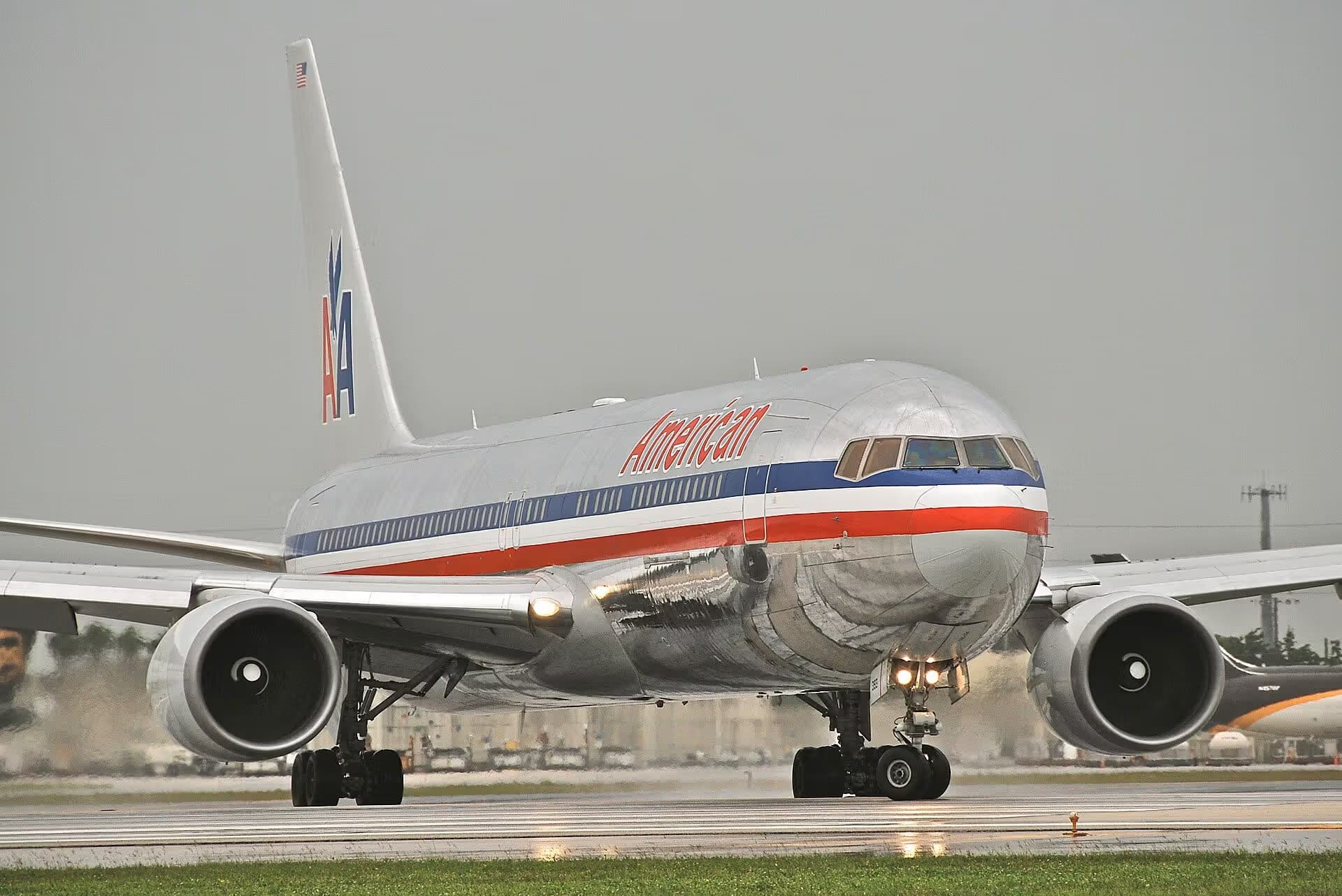 N393AN — Boeing