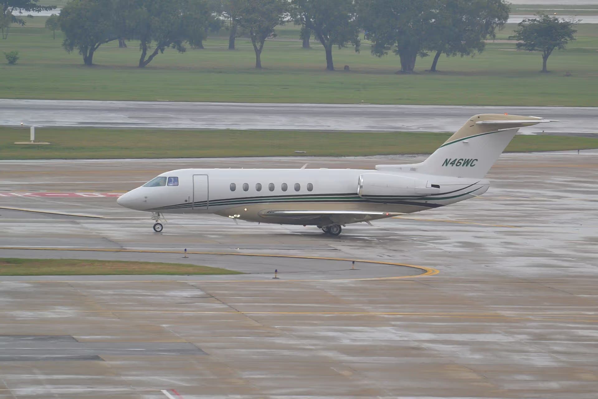 N46WC — Business jet