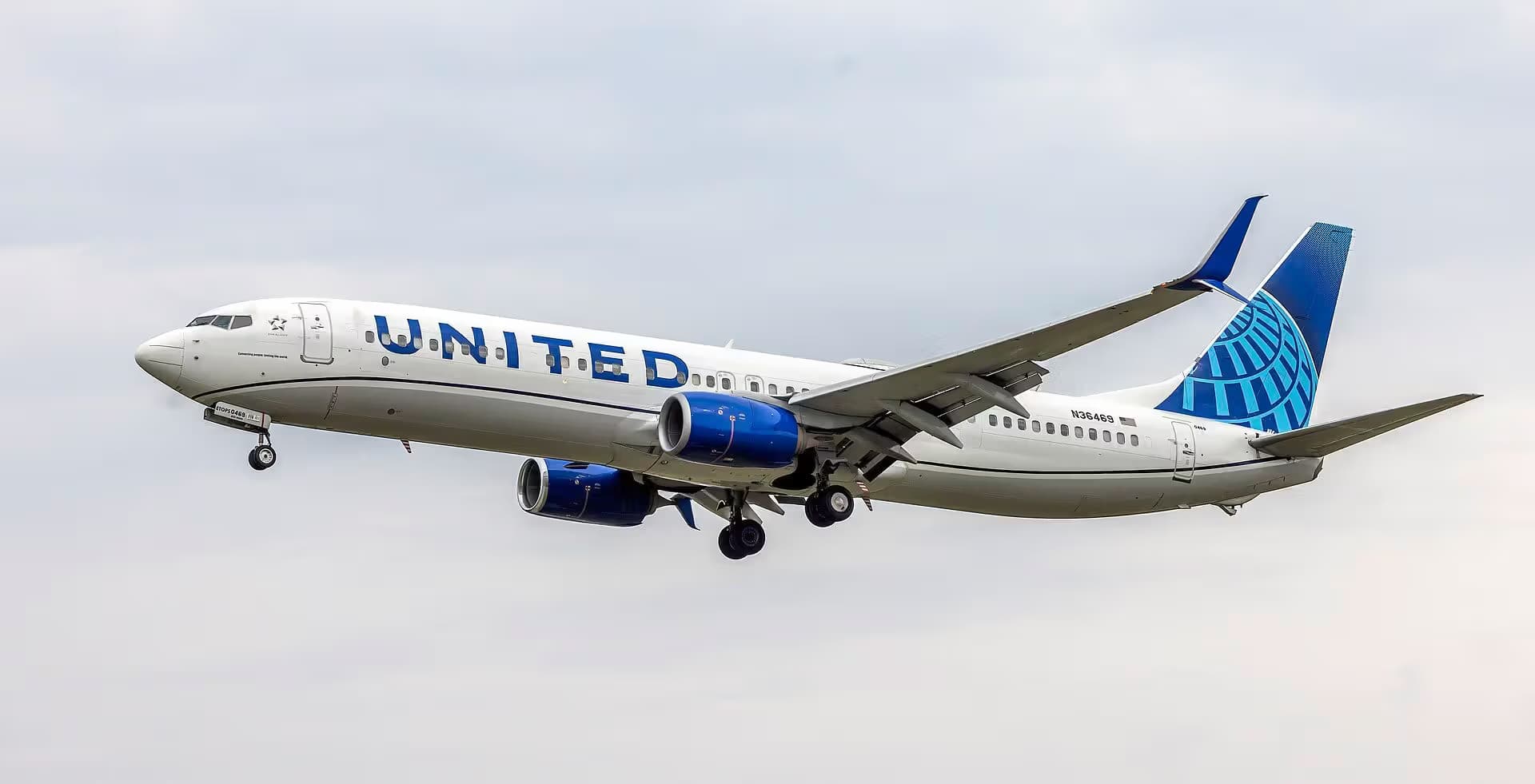N36469 — Boeing