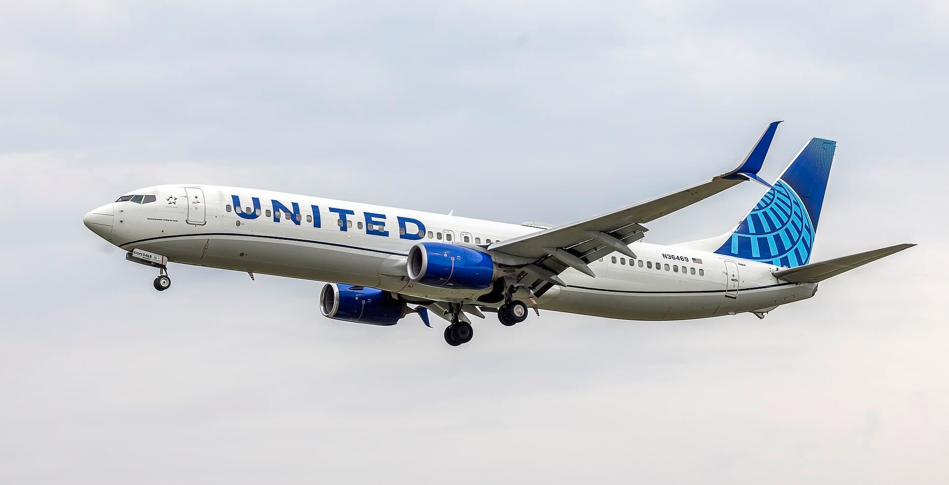 N36469 — Boeing