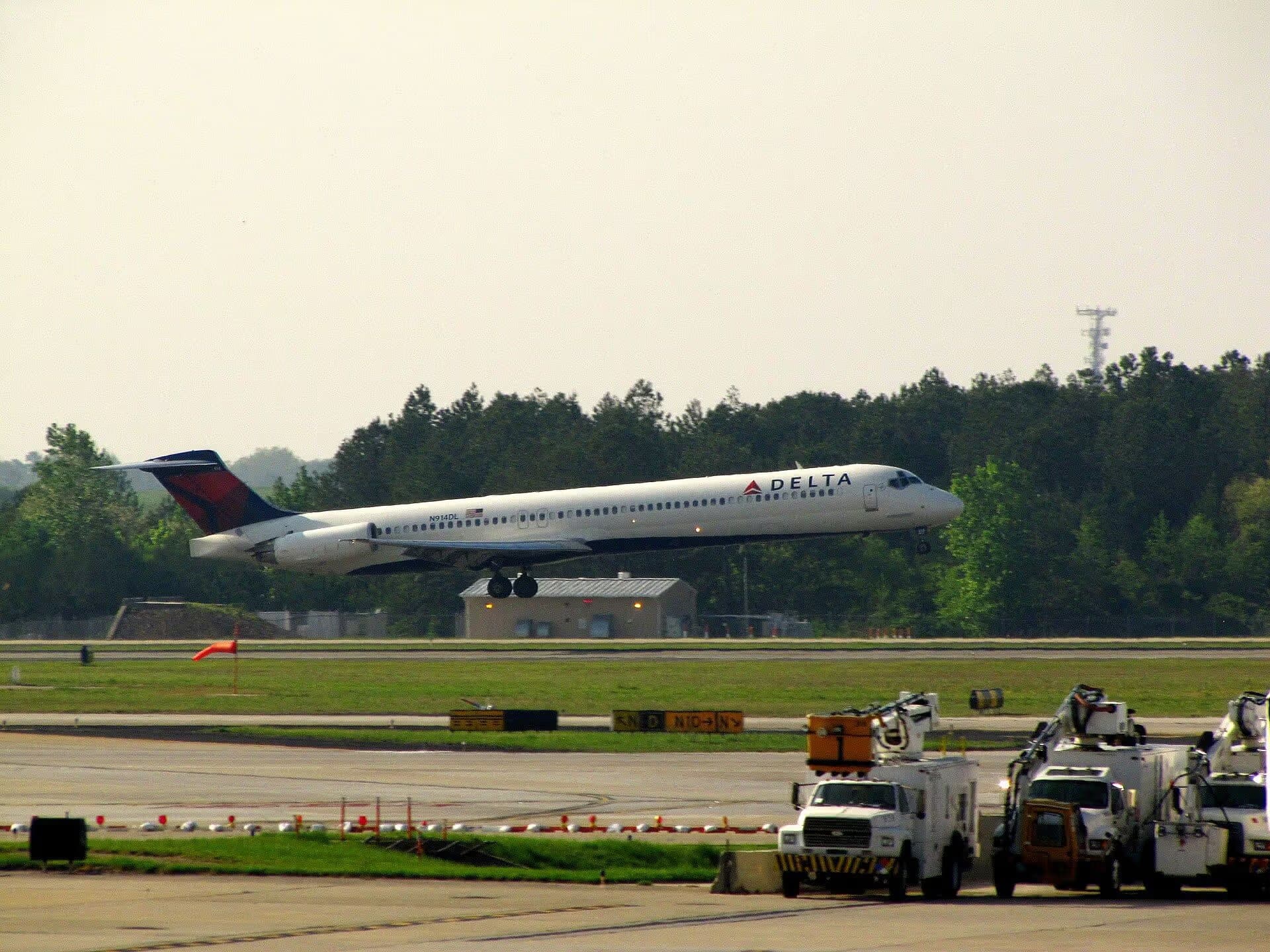 N914DL — Aircraft