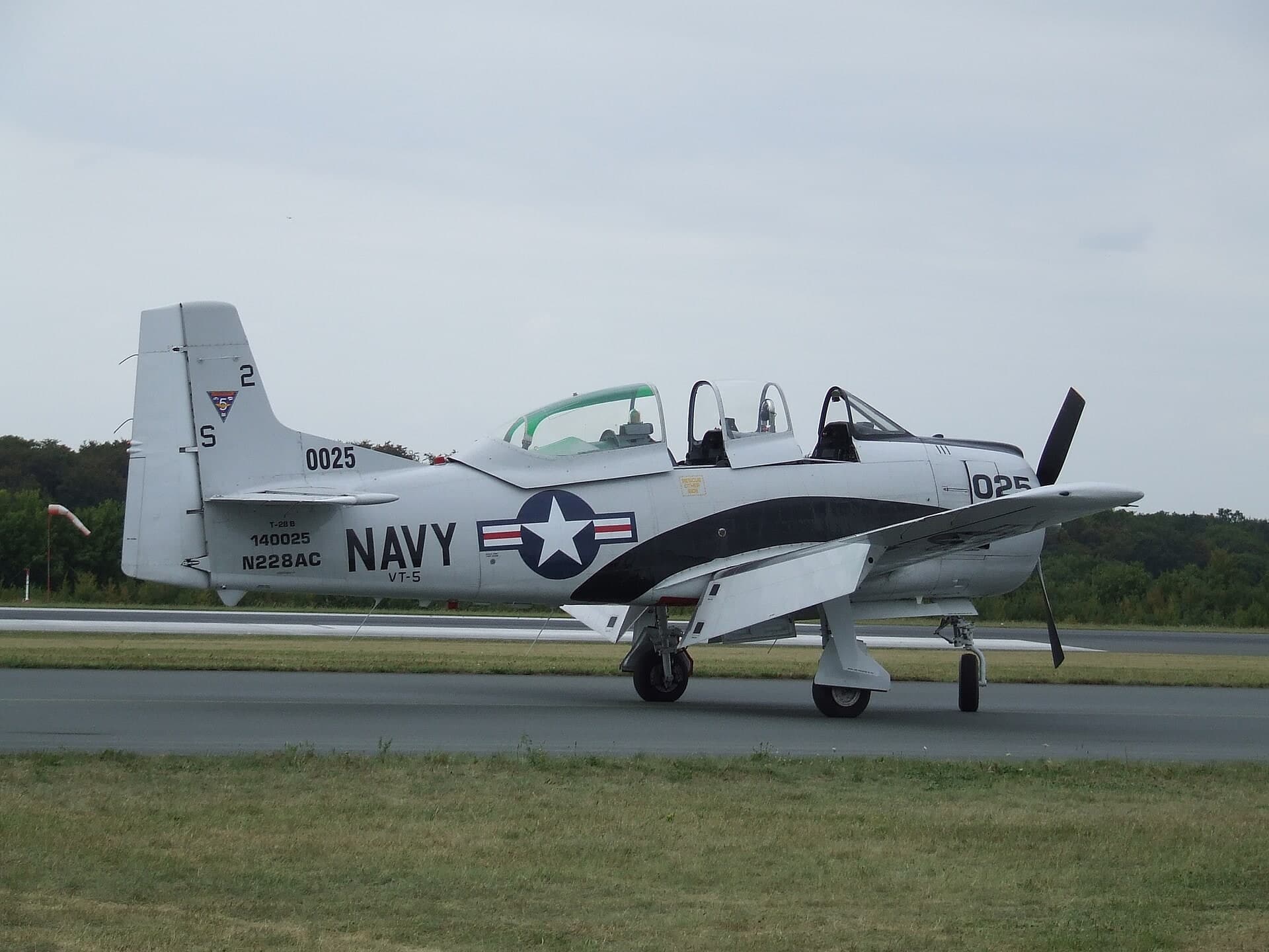 N228AC — Warbird
