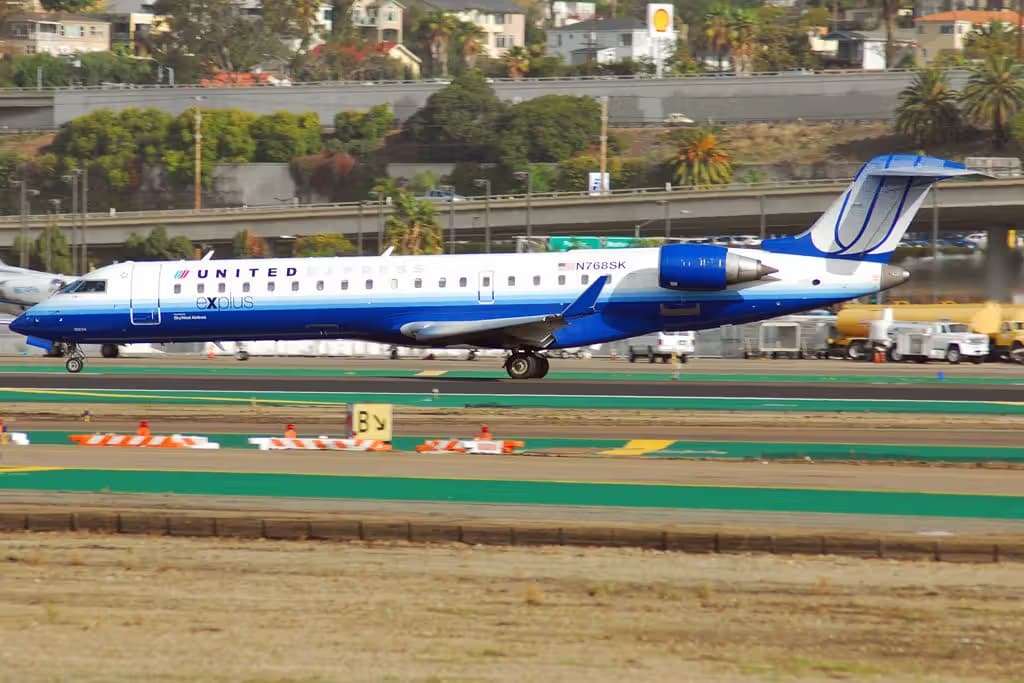 N768SK — Bombardier