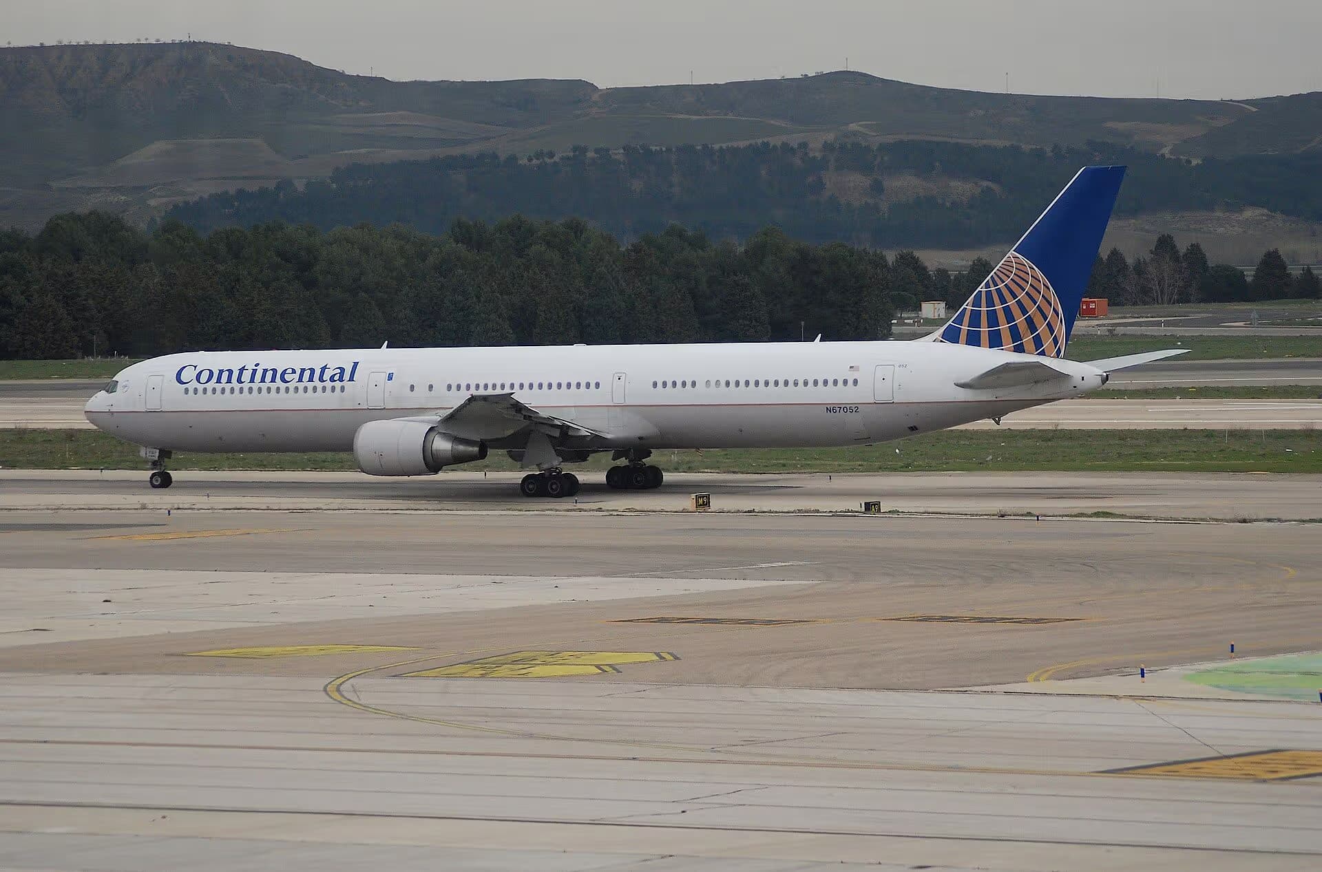 N67052 — Boeing