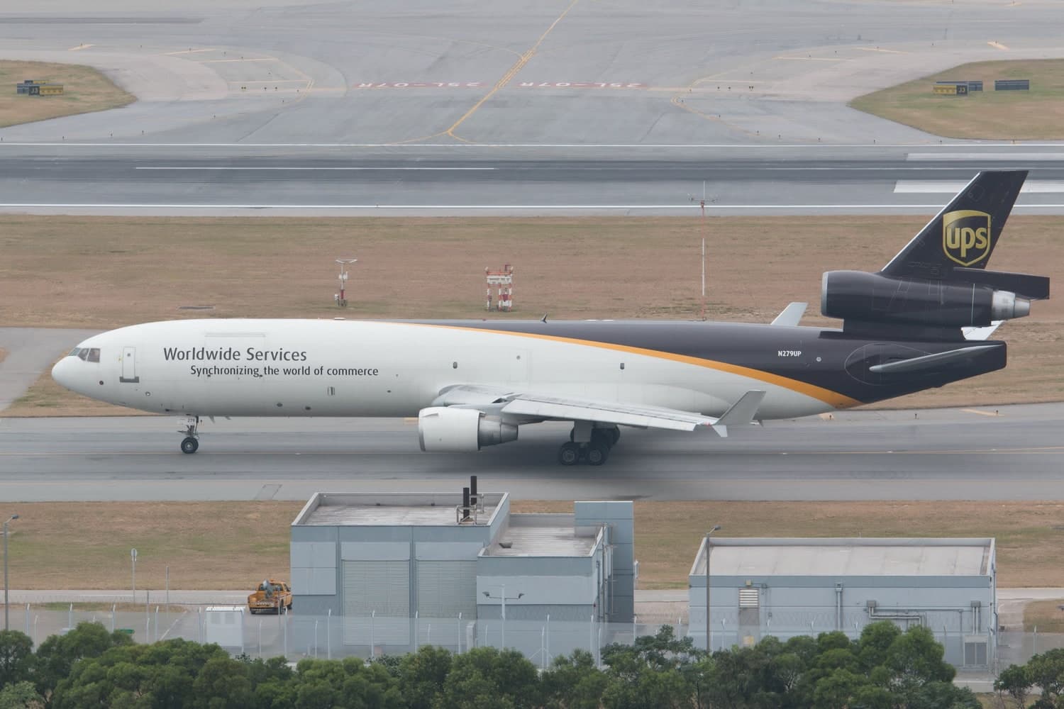 N279UP — Douglas