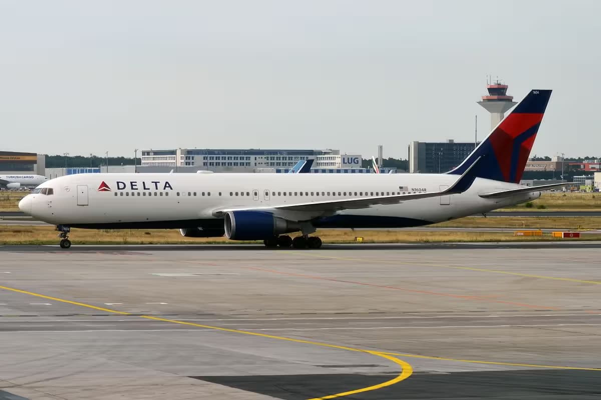 N1604R — Boeing