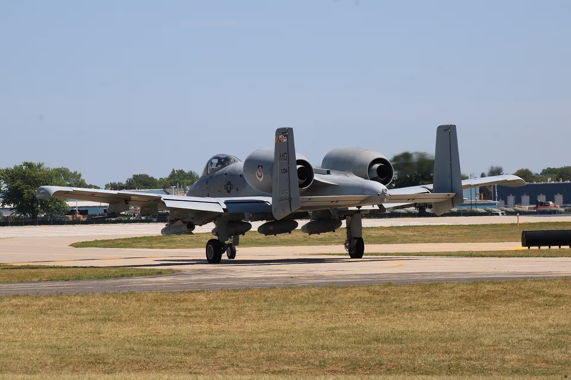 Unidentified — Twin-engine aircraft