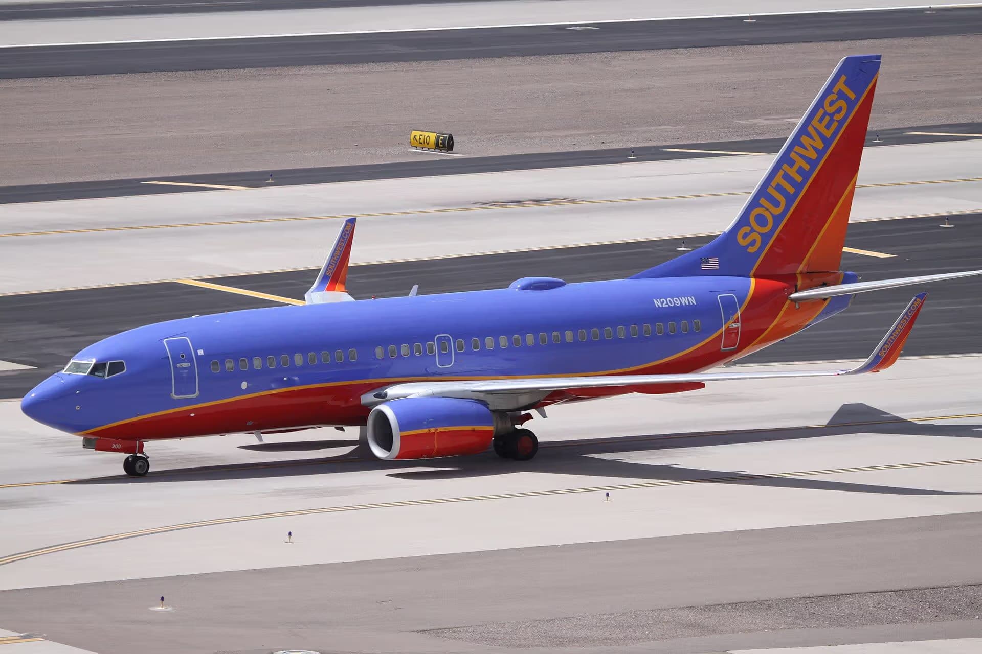 N209WN — Boeing