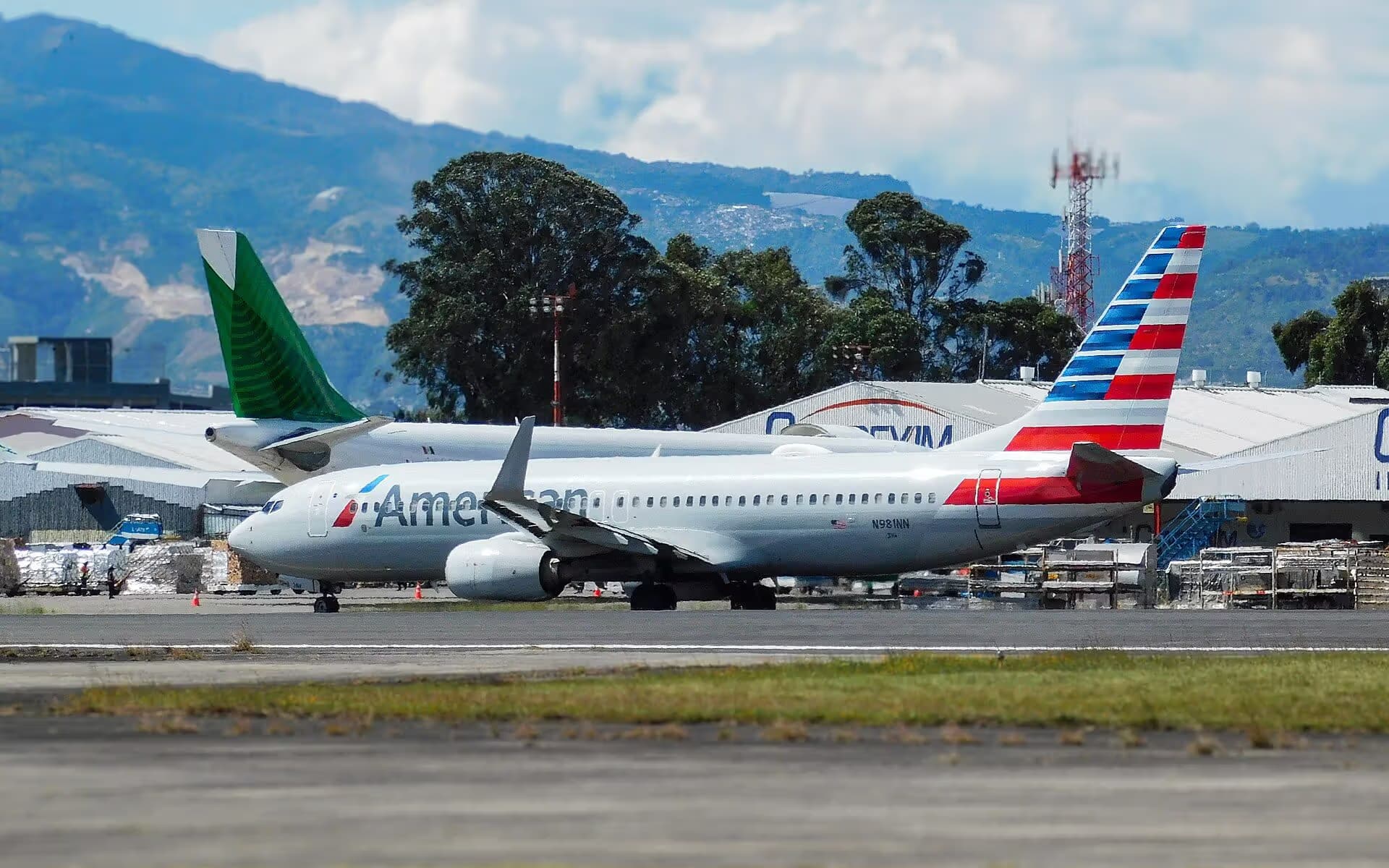 N981NN — Boeing