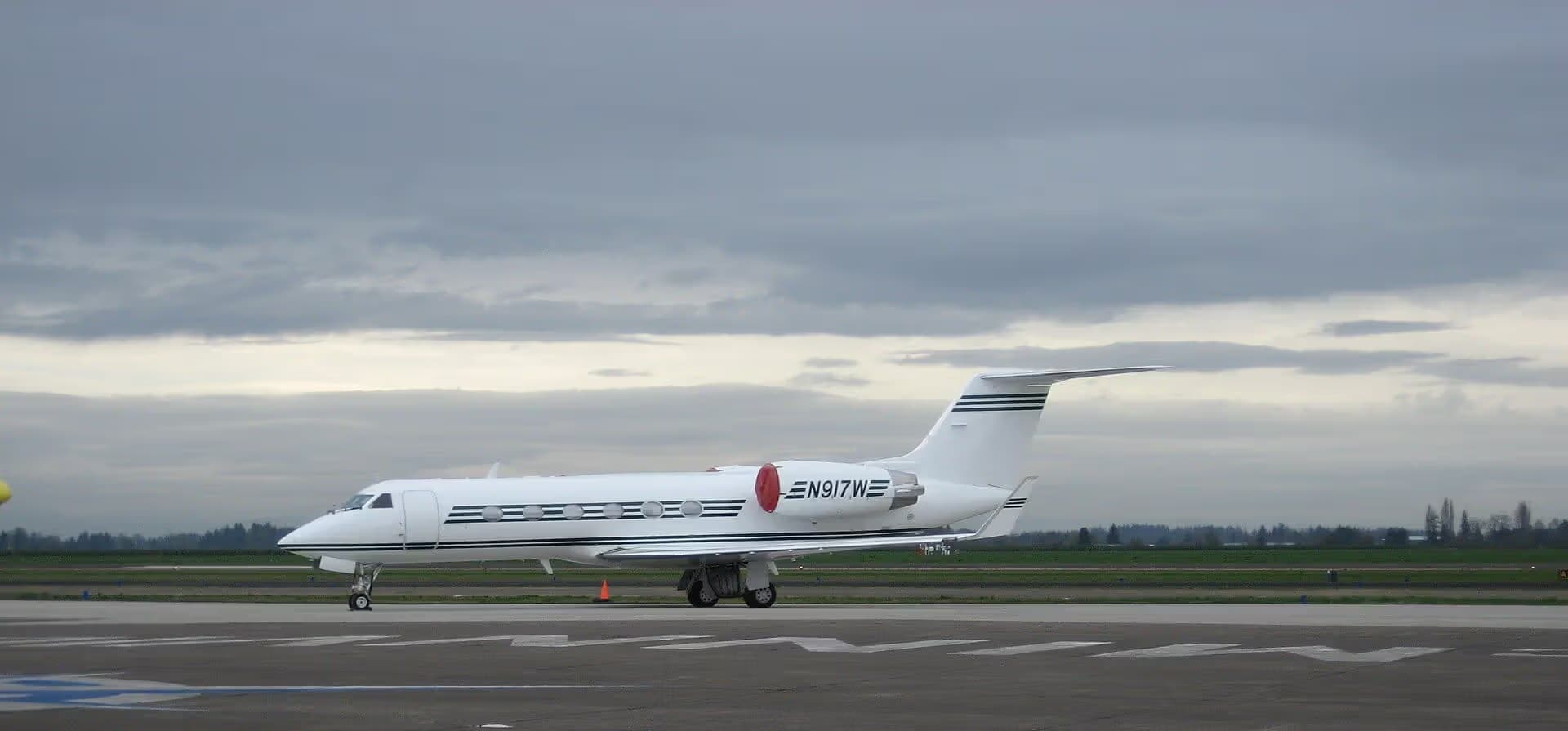 N917W — Business jet