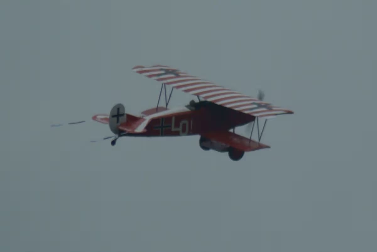 Unidentified — Single-engine aircraft