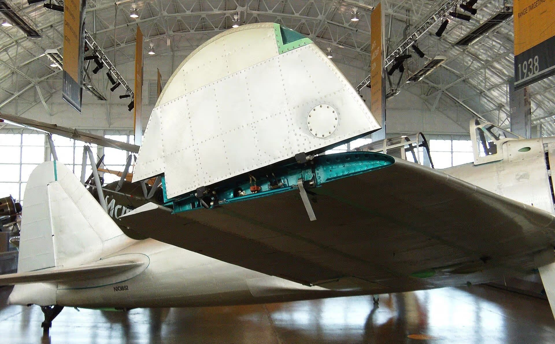 N3852 — Aircraft